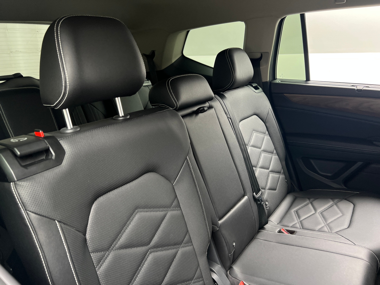 Thumbnail: 2026 Volkswagen Atlas - 5