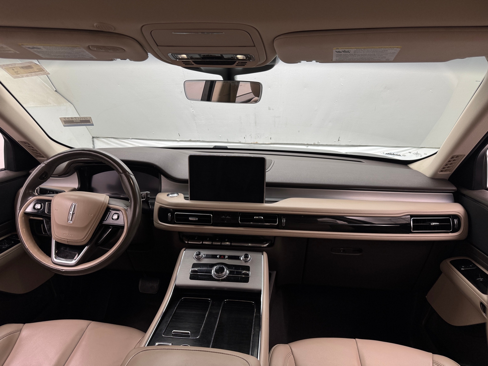 Thumbnail: 2022 Lincoln Aviator - 2