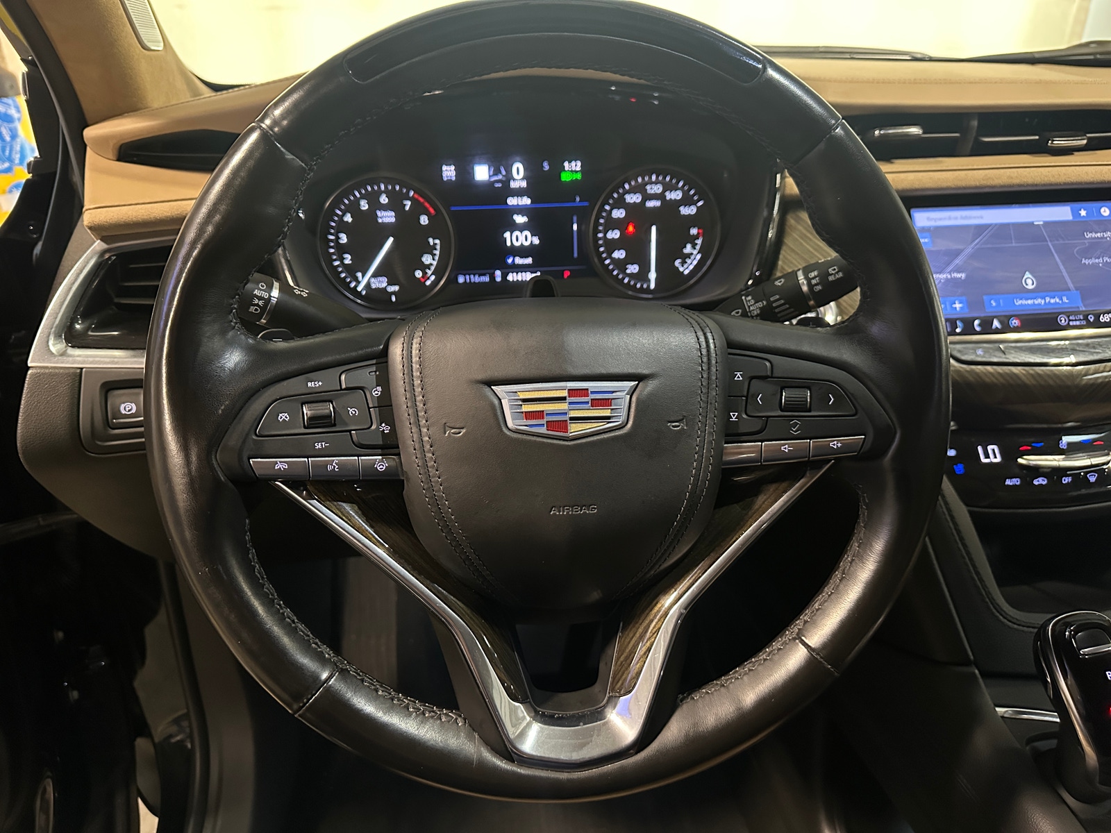 Thumbnail: 2023 Cadillac XT6 - 4