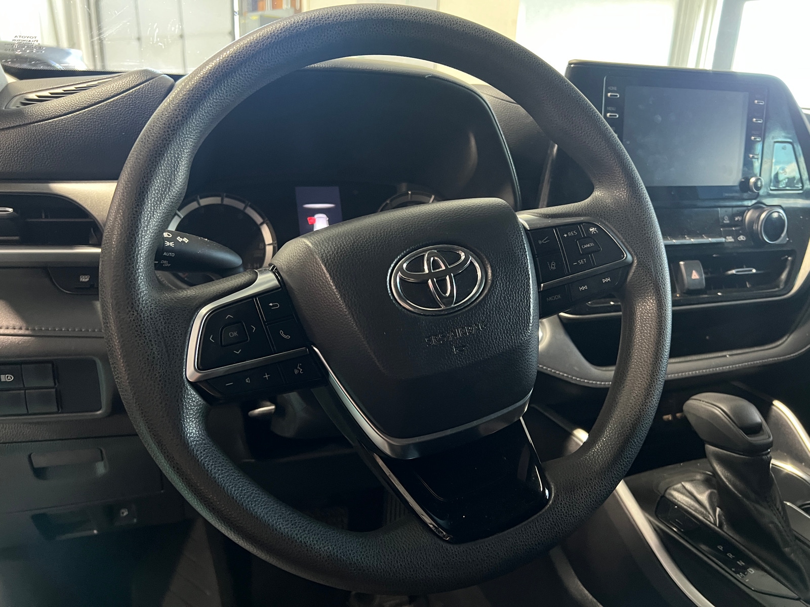 Thumbnail: 2021 Toyota Highlander - 5