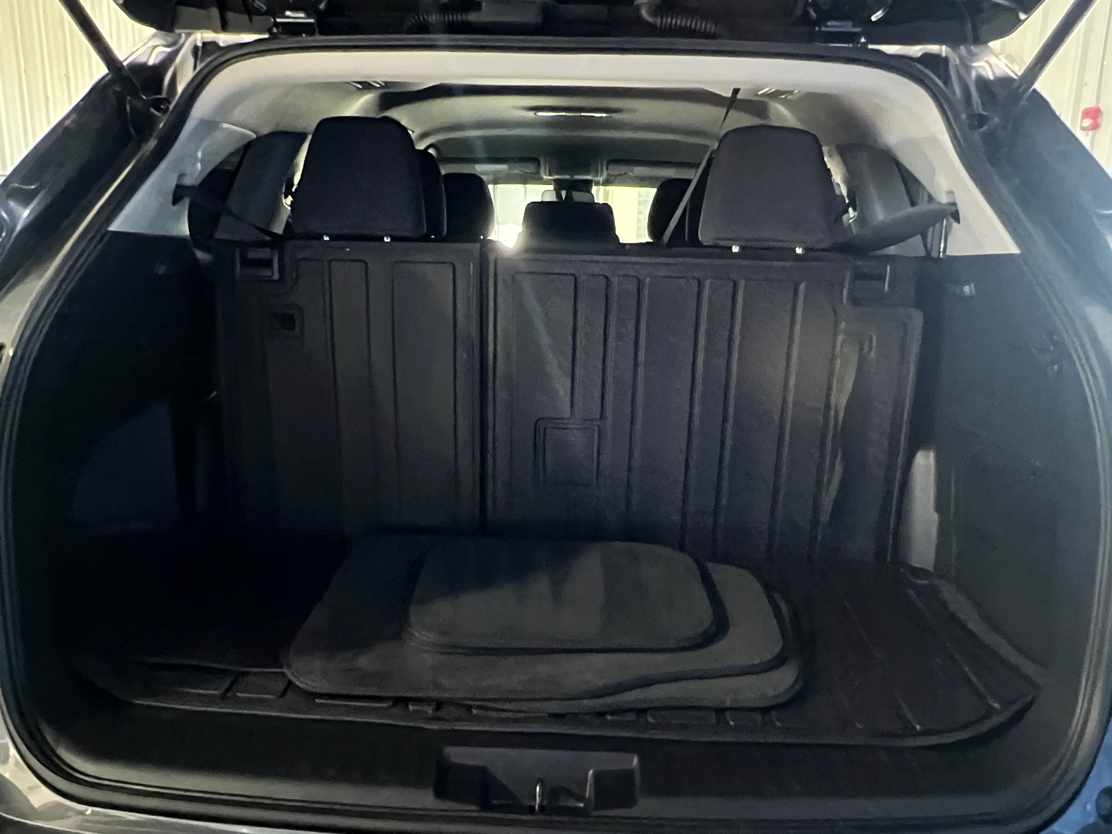 Thumbnail: 2021 Toyota Highlander - 7