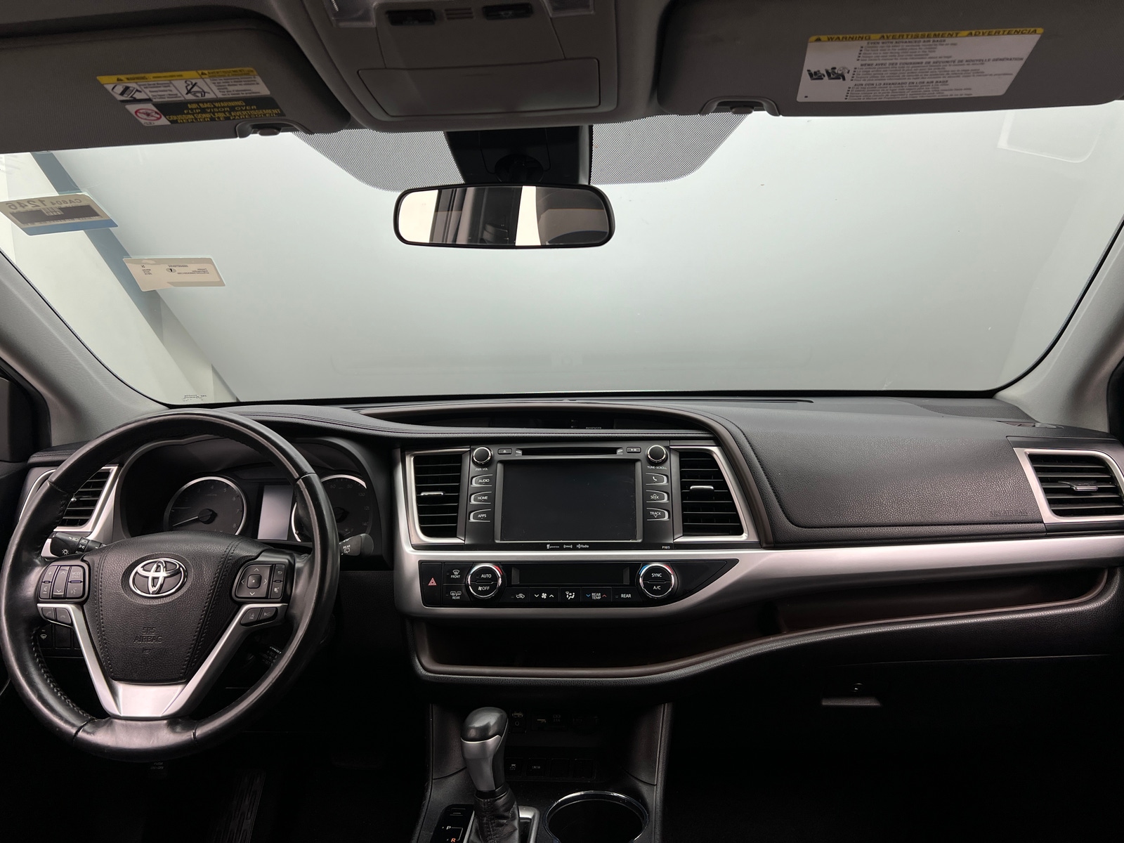 Thumbnail: 2019 Toyota Highlander - 3