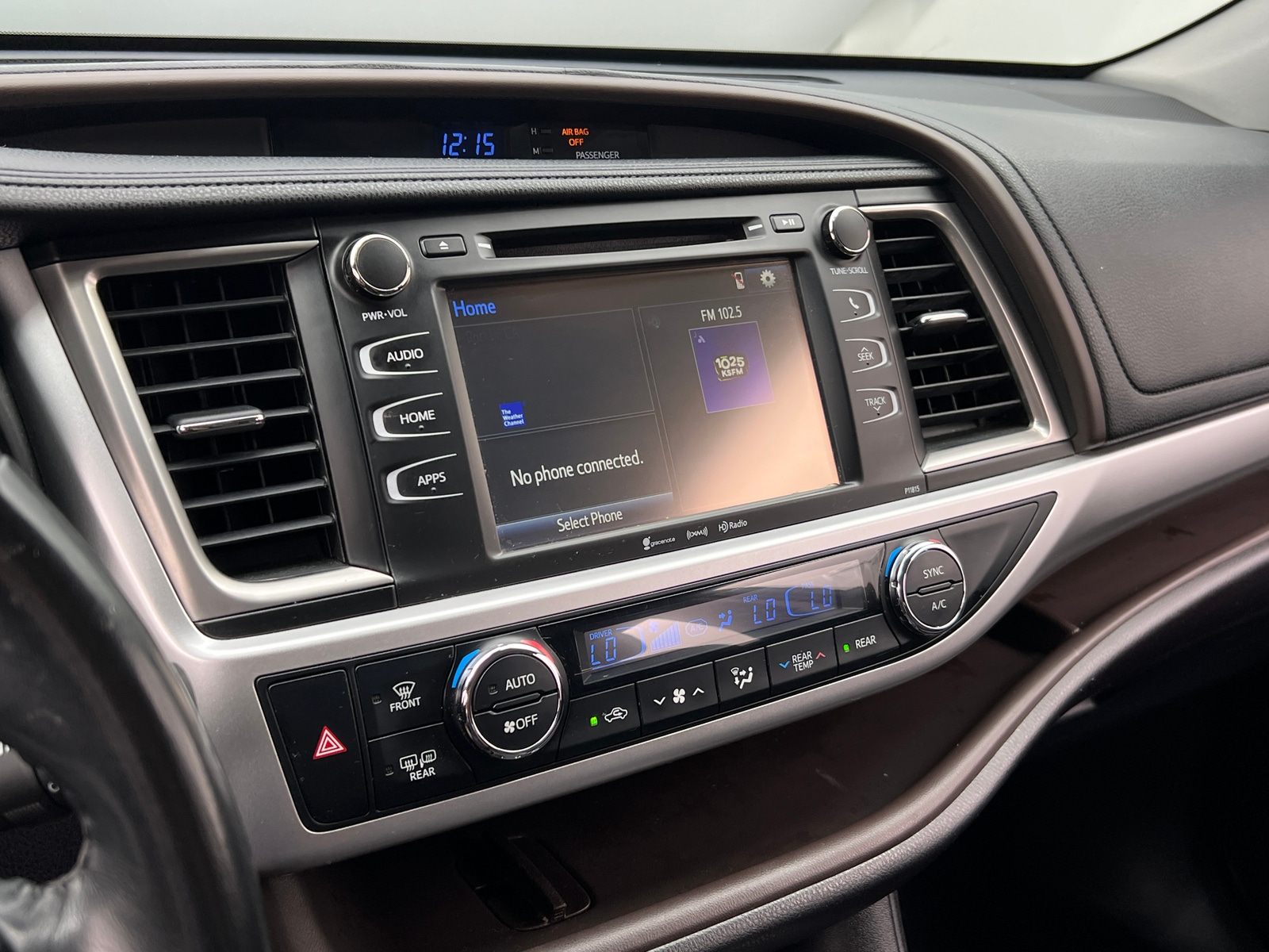 Thumbnail: 2019 Toyota Highlander - 4