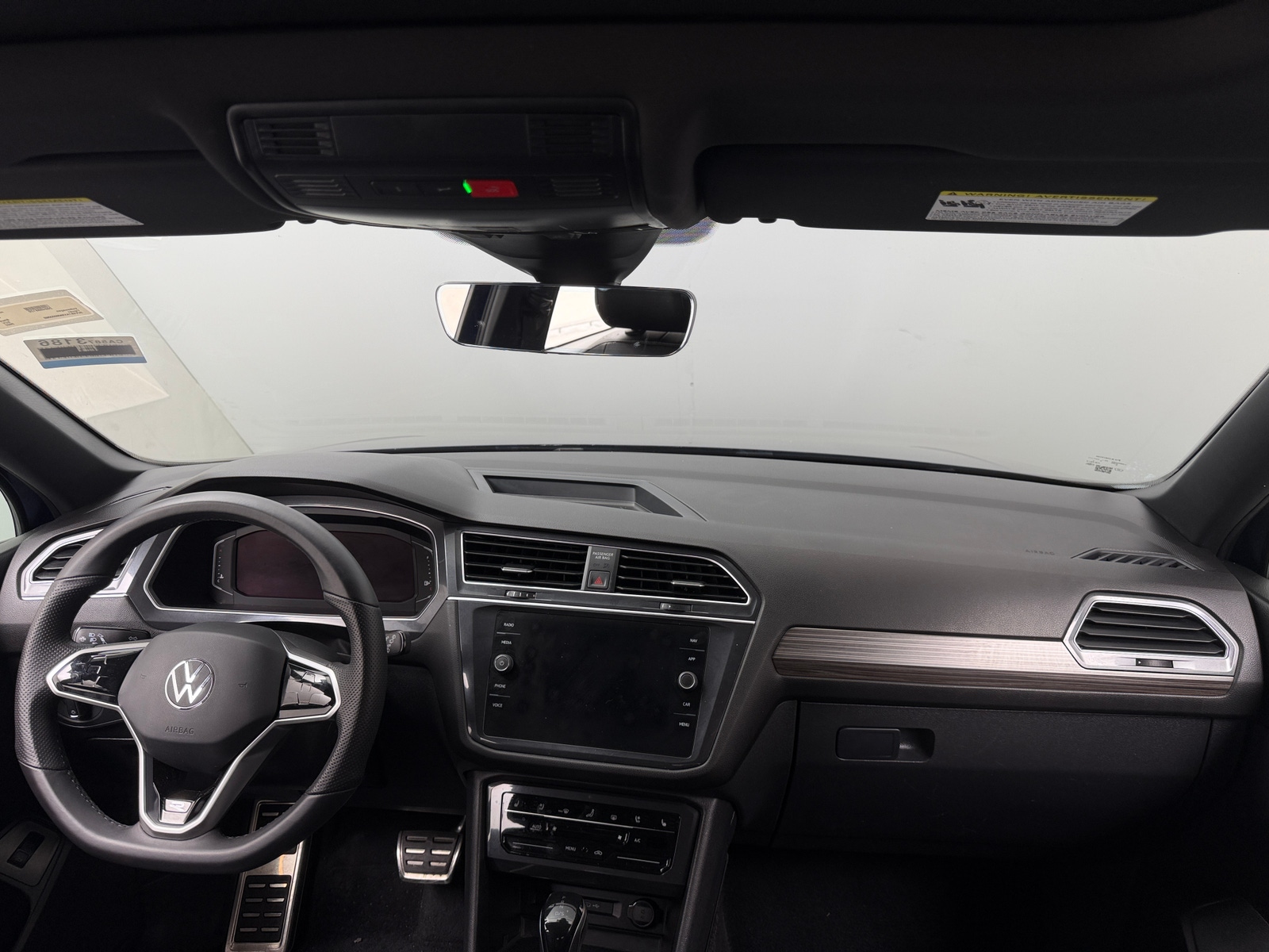 Thumbnail: 2022 Volkswagen Tiguan - 2