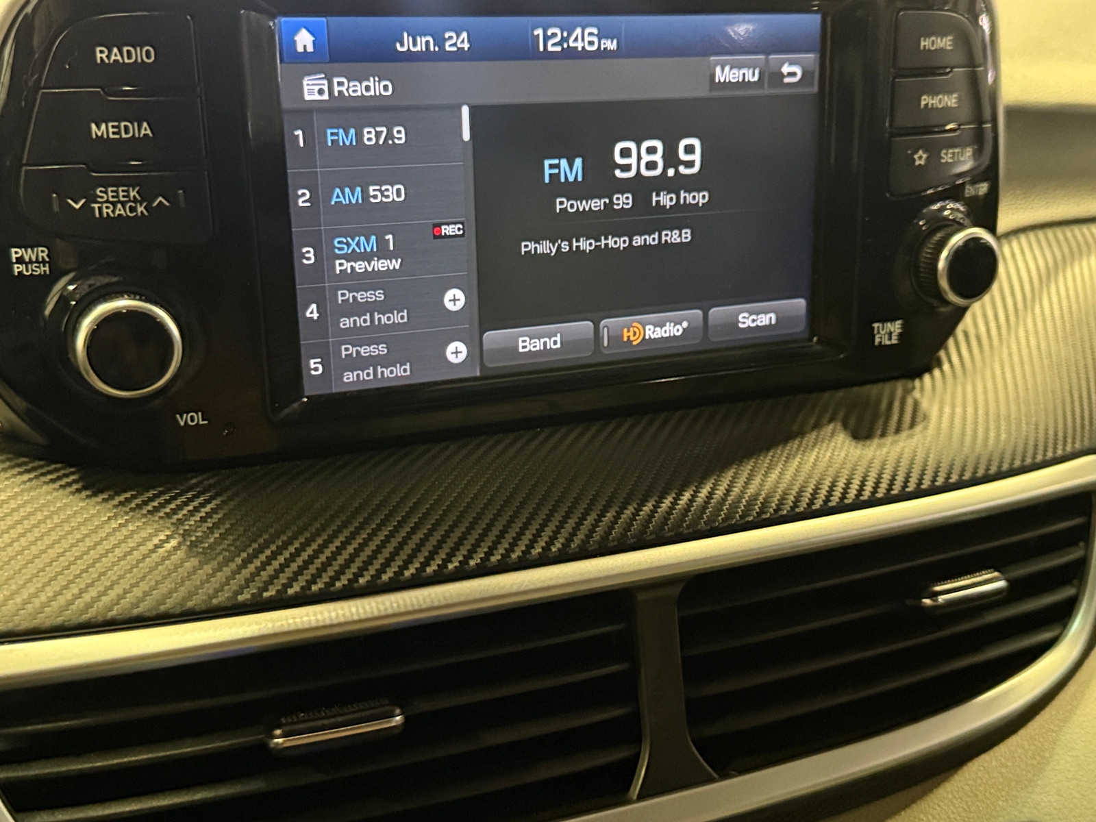 Thumbnail: 2019 Hyundai Tucson - 4