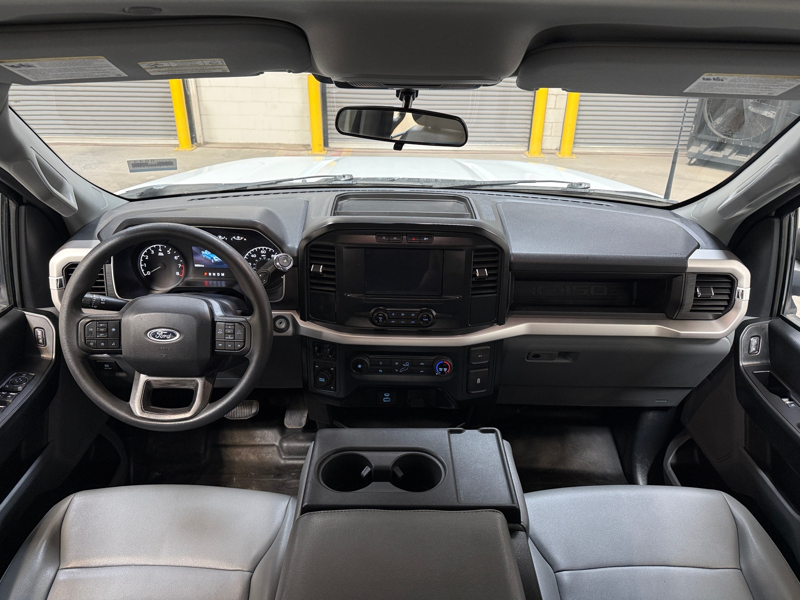 Thumbnail: 2022 Ford Econoline - 3