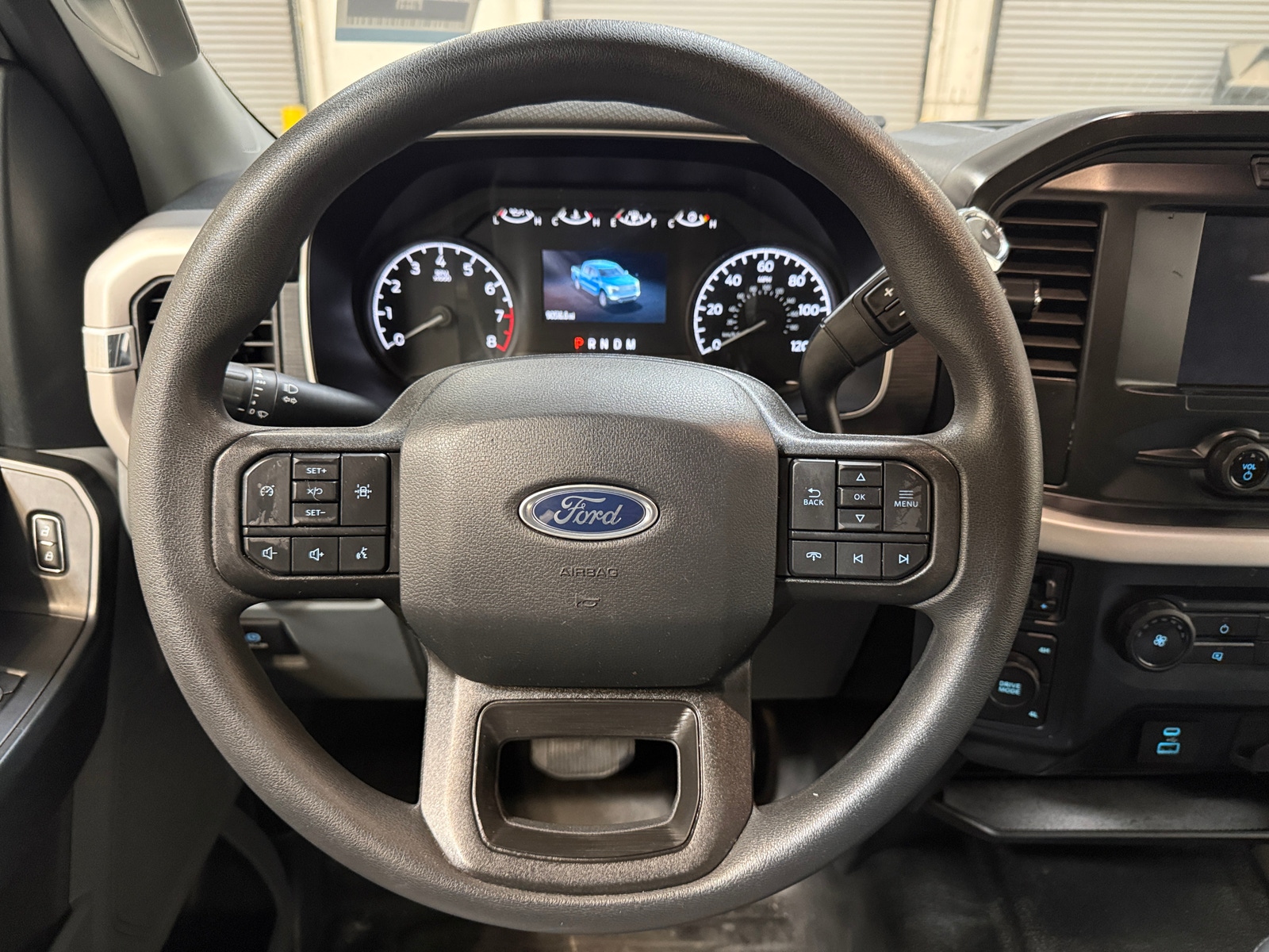 Thumbnail: 2022 Ford Econoline - 5