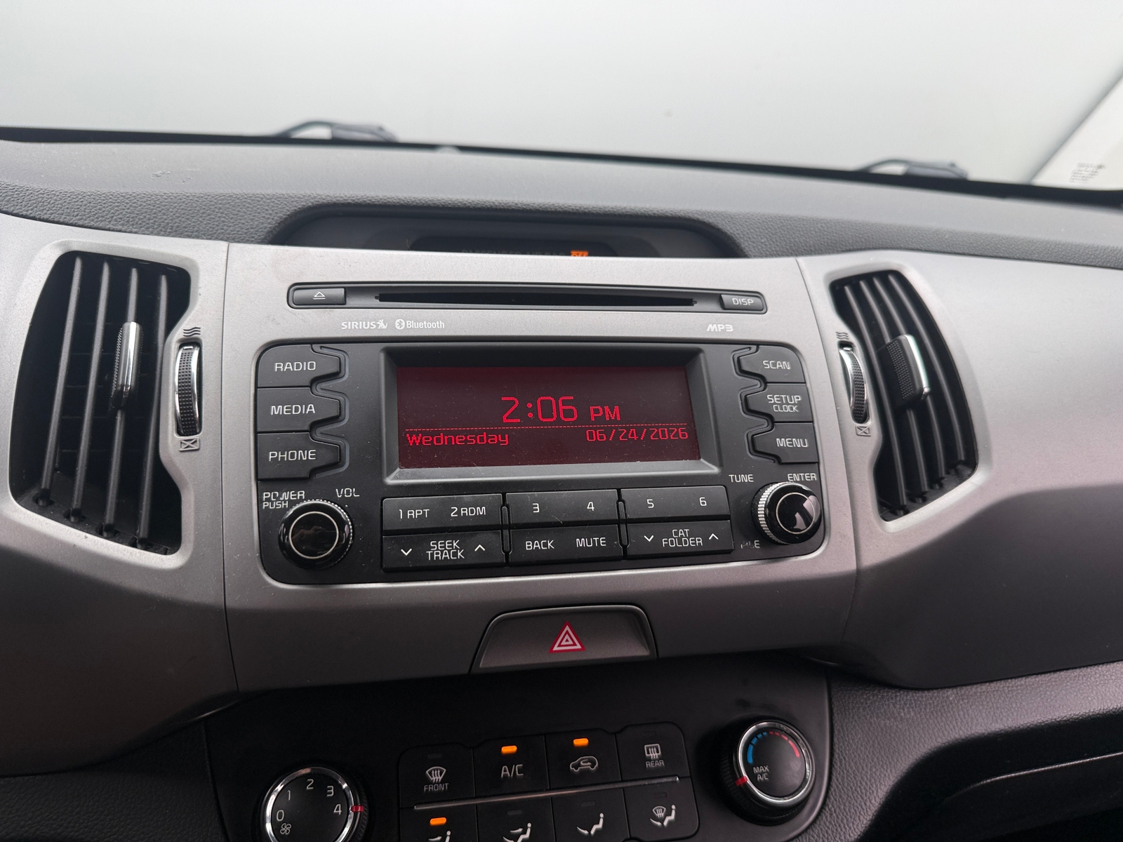 Thumbnail: 2016 Kia Sportage - 4