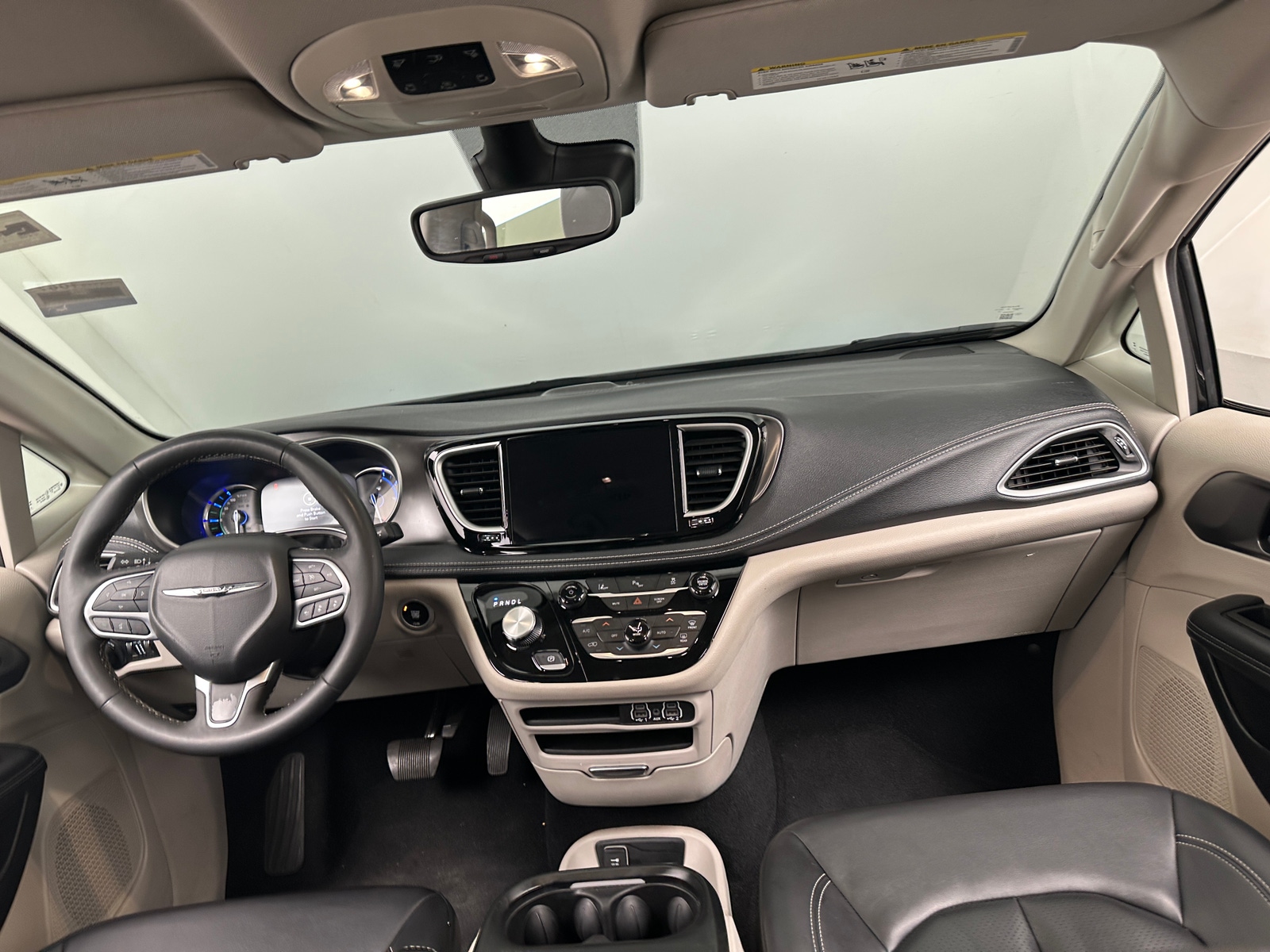 Thumbnail: 2024 Chrysler Pacifica - 2