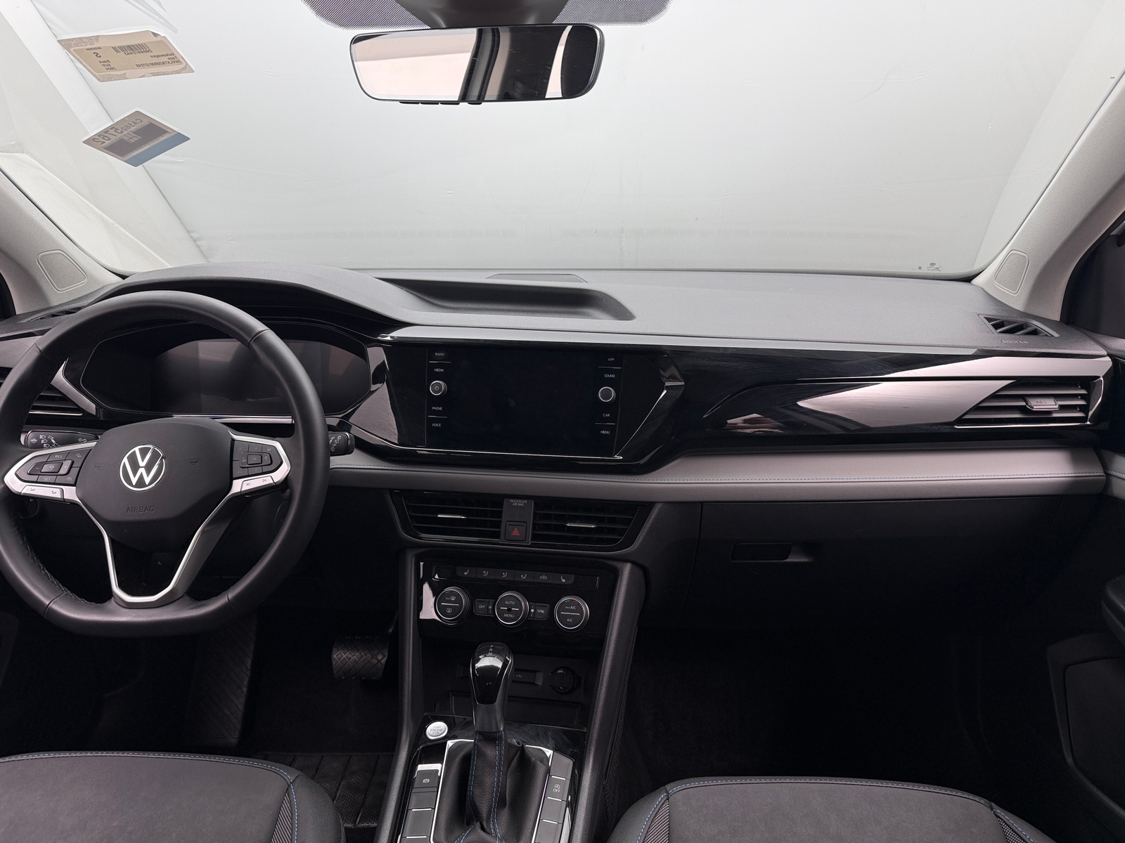 Thumbnail: 2024 Volkswagen Taos - 2