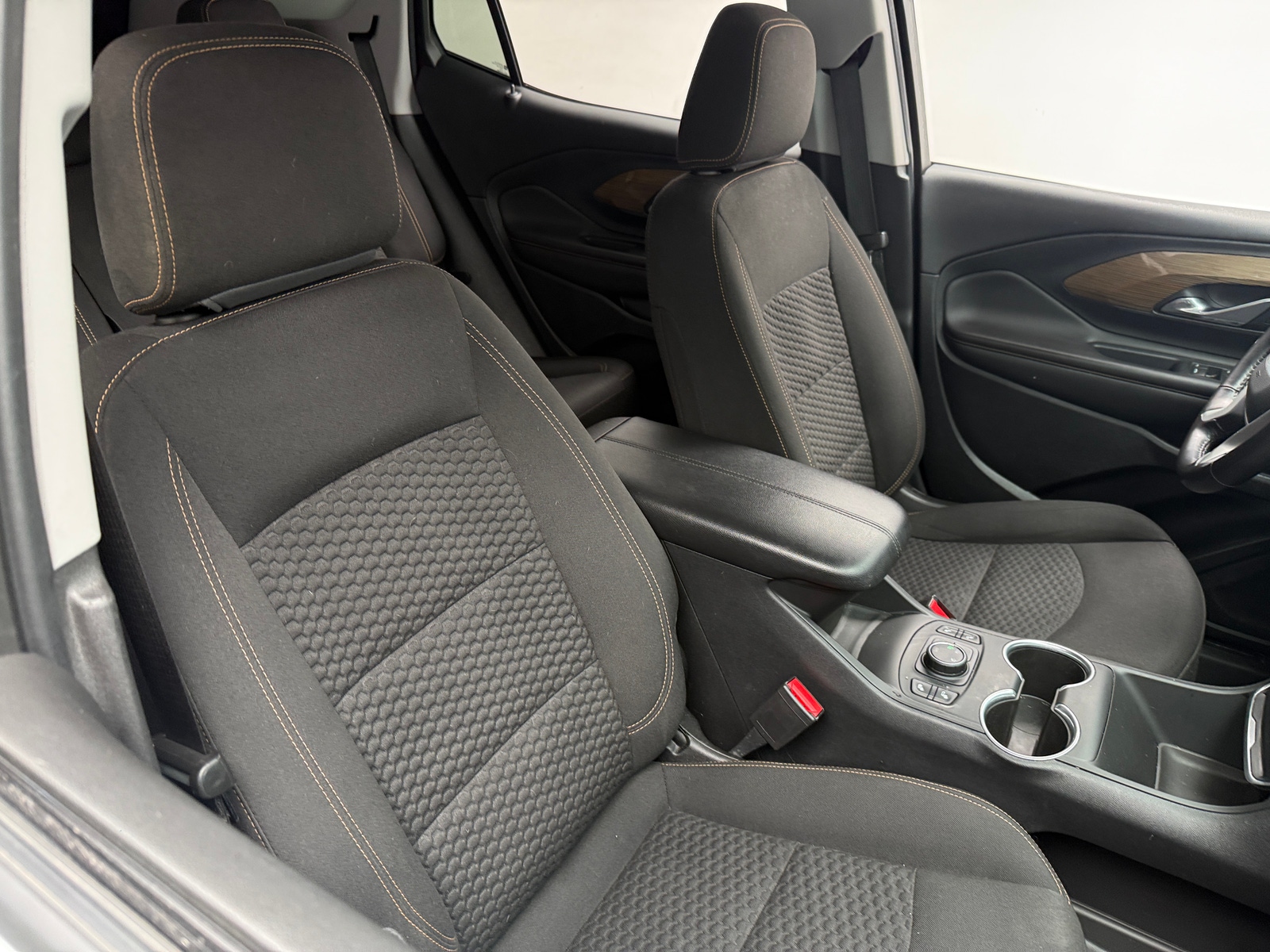 Thumbnail: 2021 GMC Terrain - 2