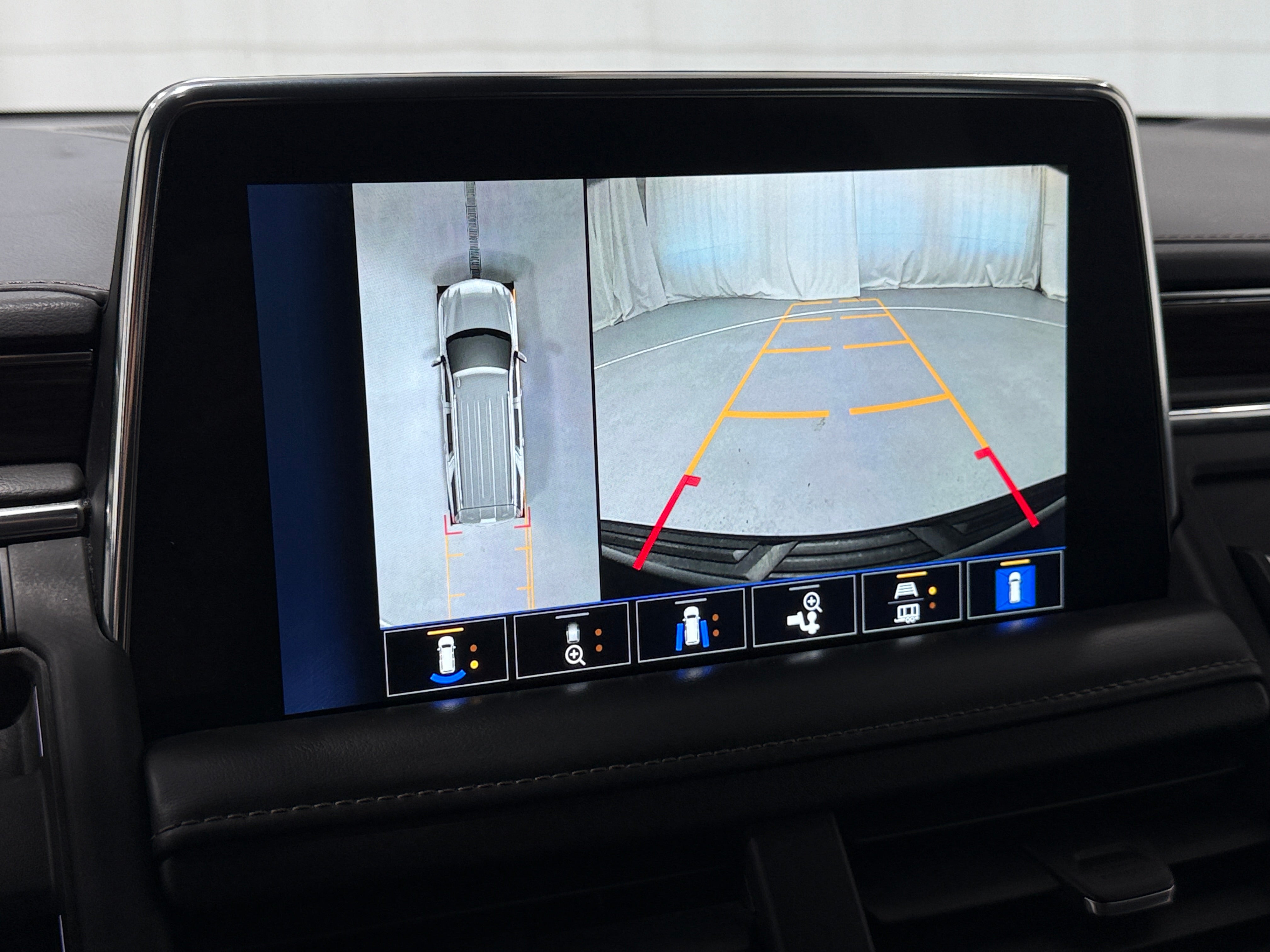 2022 Chevrolet Tahoe High Country - Photo 16