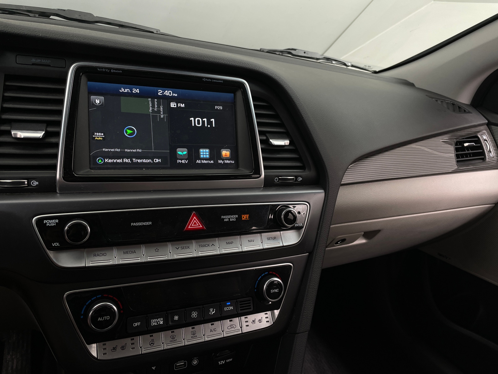 Thumbnail: 2019 Hyundai Sonata - 3