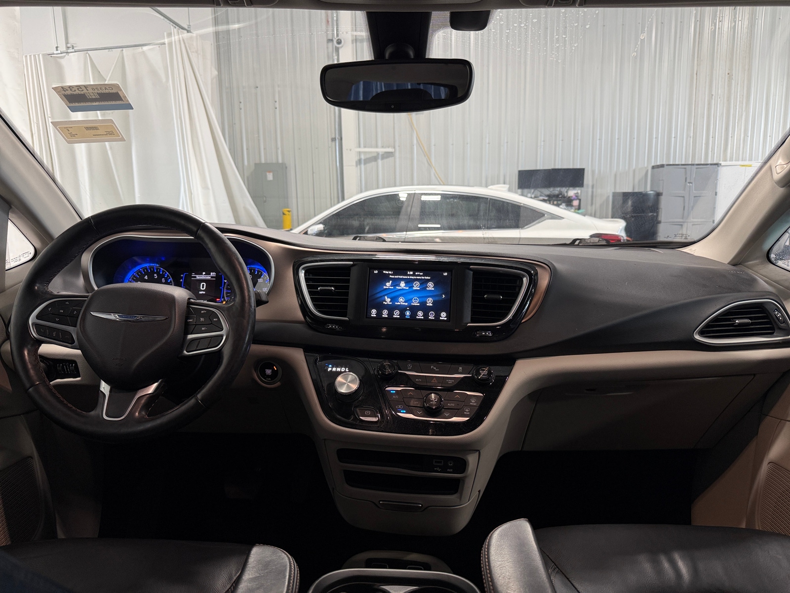 Thumbnail: 2019 Chrysler Pacifica - 2