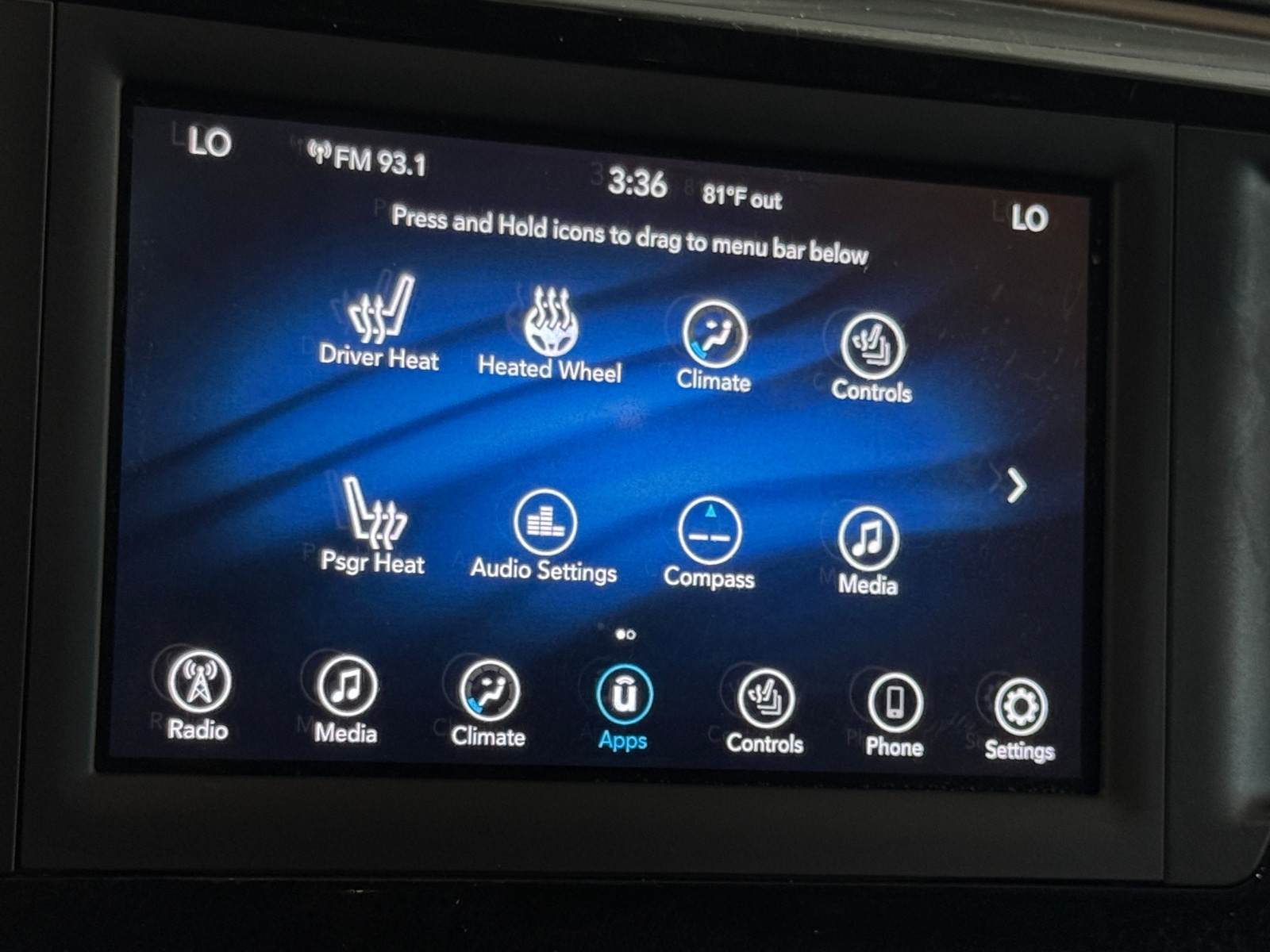 Thumbnail: 2019 Chrysler Pacifica - 3