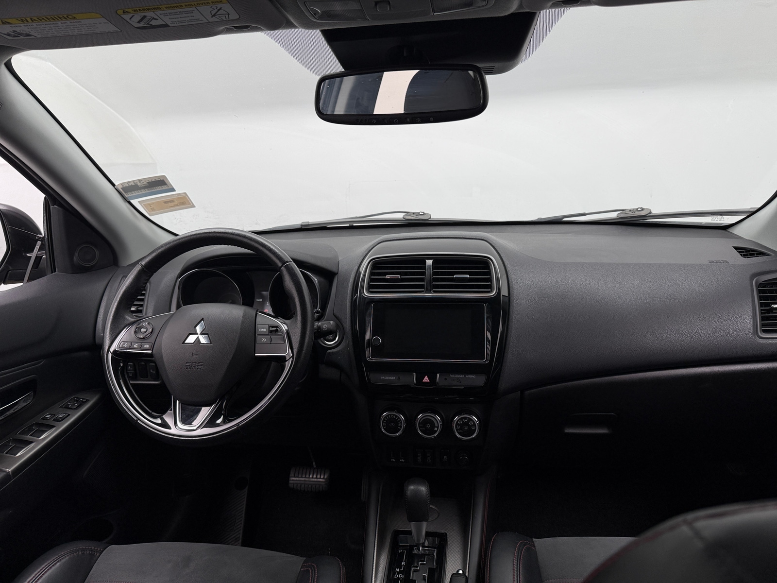 Thumbnail: 2019 Mitsubishi Outlander Sport - 3