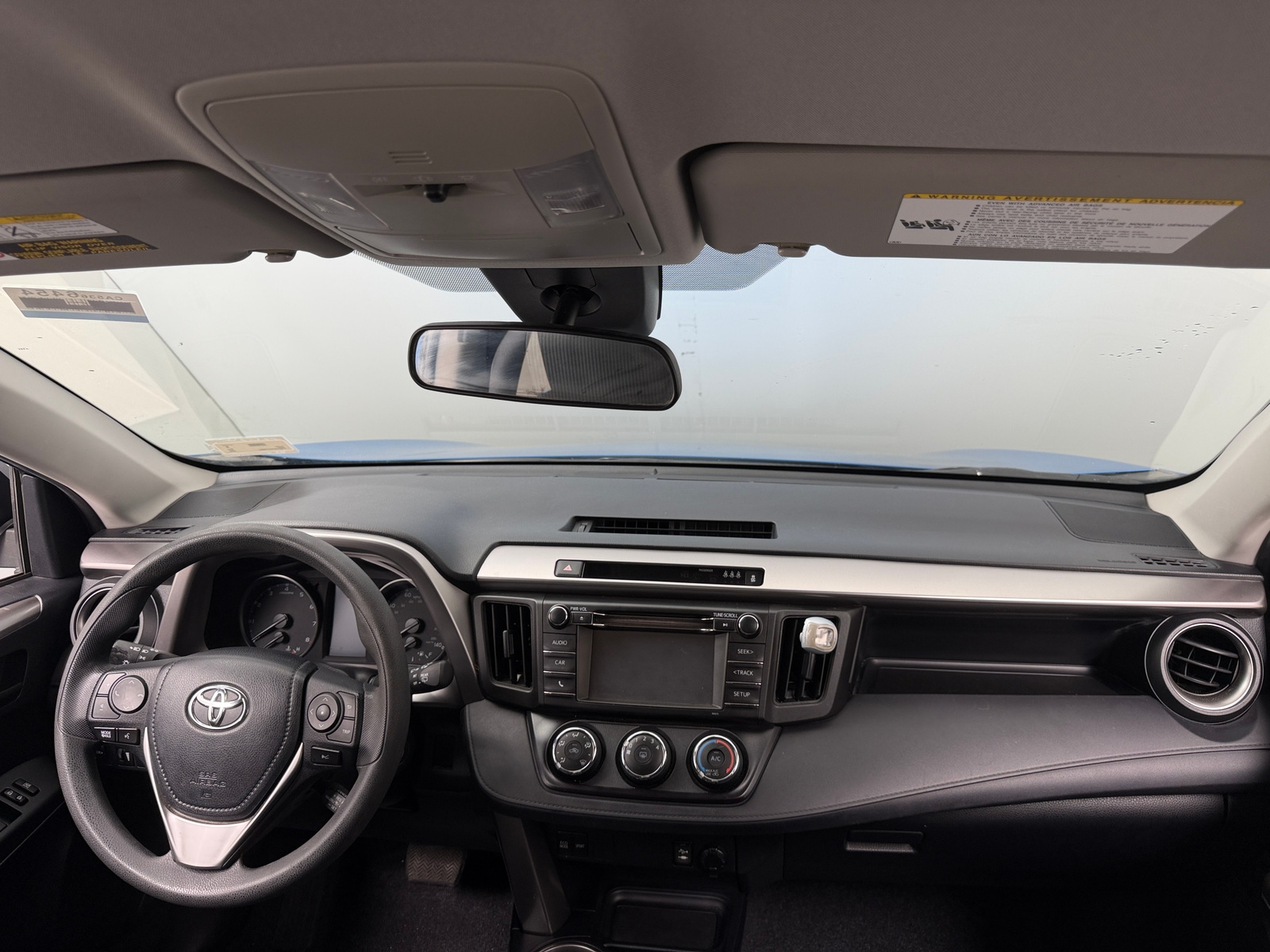 Thumbnail: 2018 Toyota RAV4 - 3
