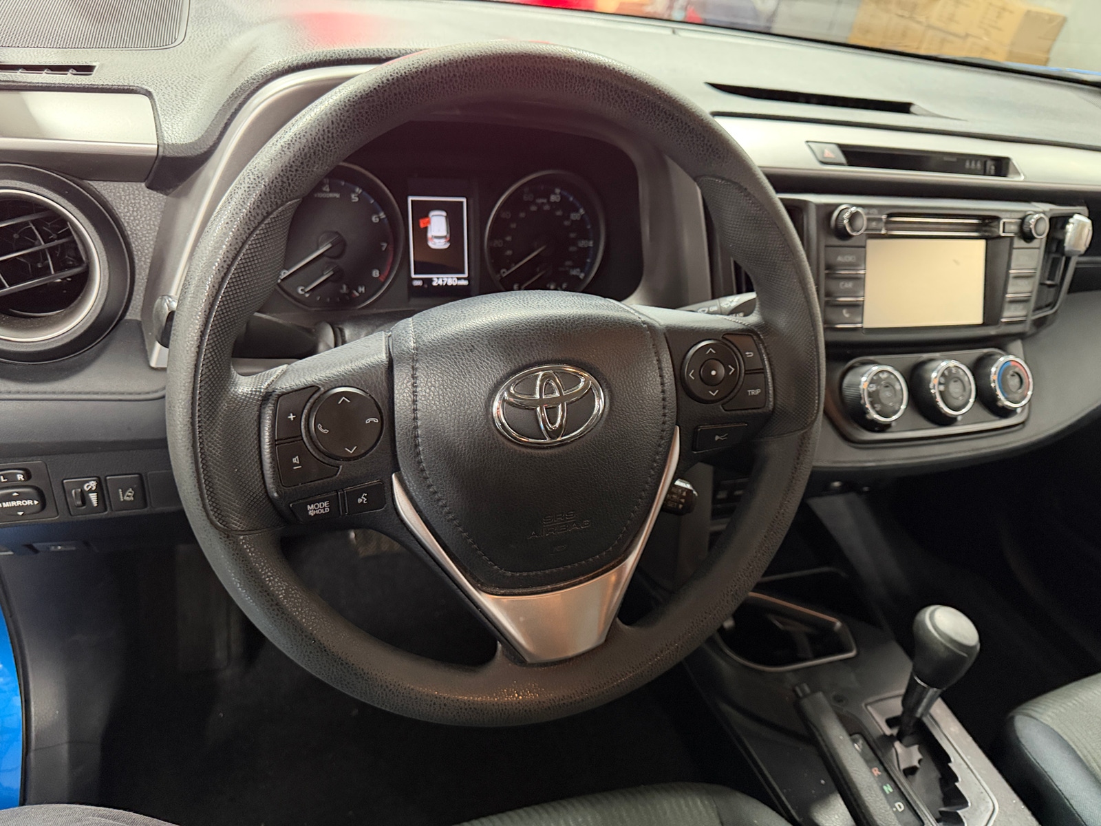 Thumbnail: 2018 Toyota RAV4 - 5