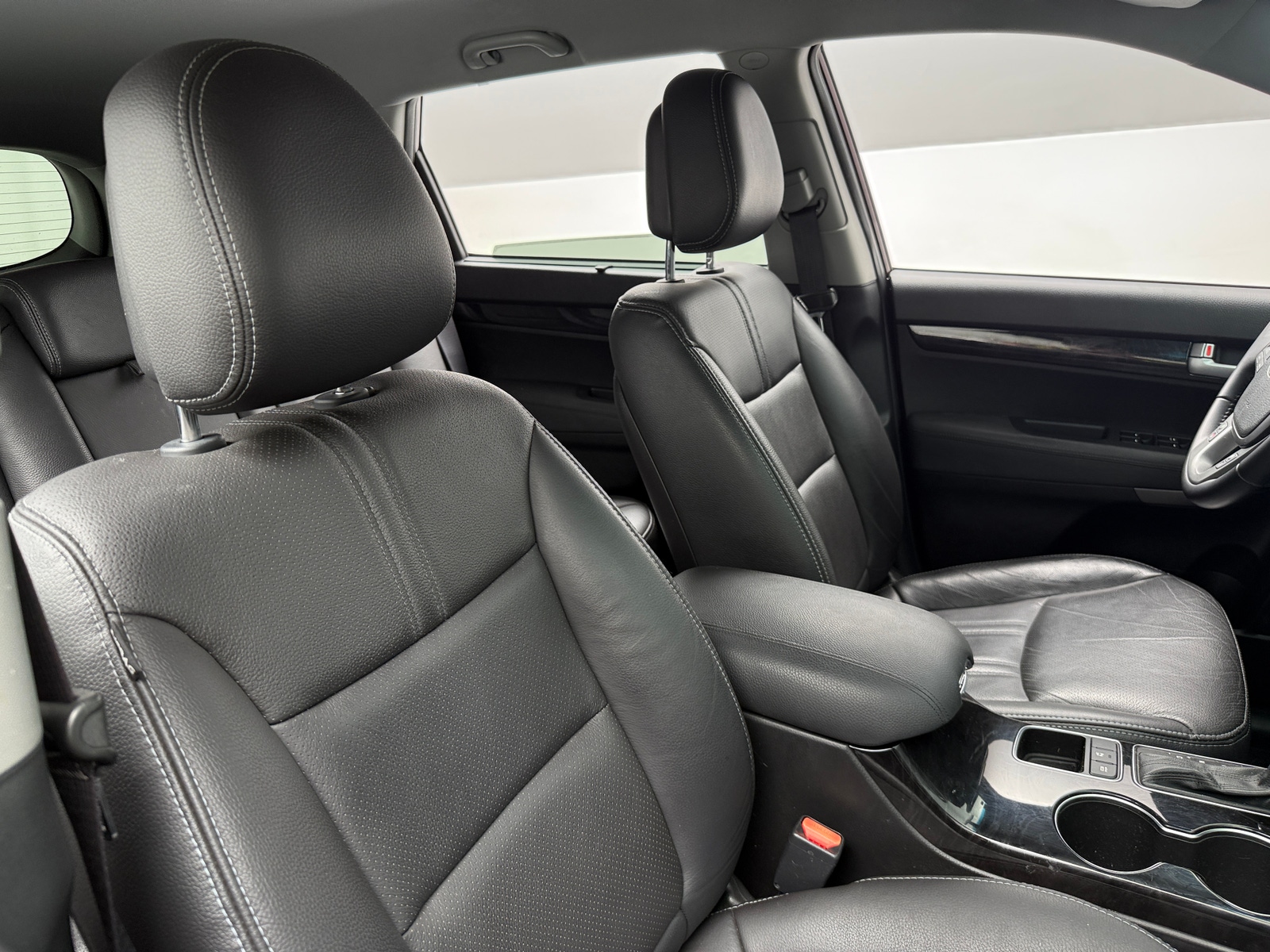 Thumbnail: 2015 Kia Sorento - 2