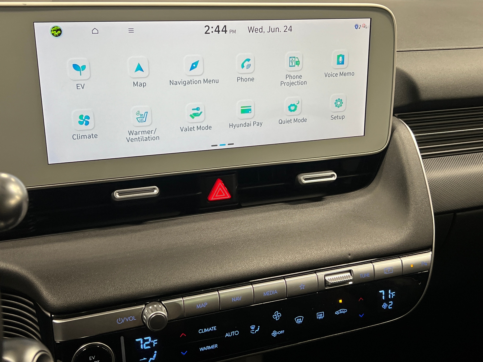 Thumbnail: 2023 Hyundai Ioniq 5 - 3