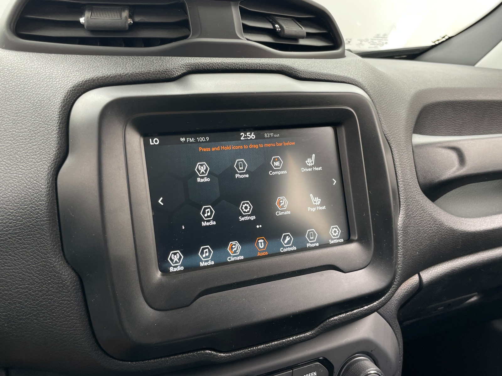 Thumbnail: 2018 Jeep Renegade - 4