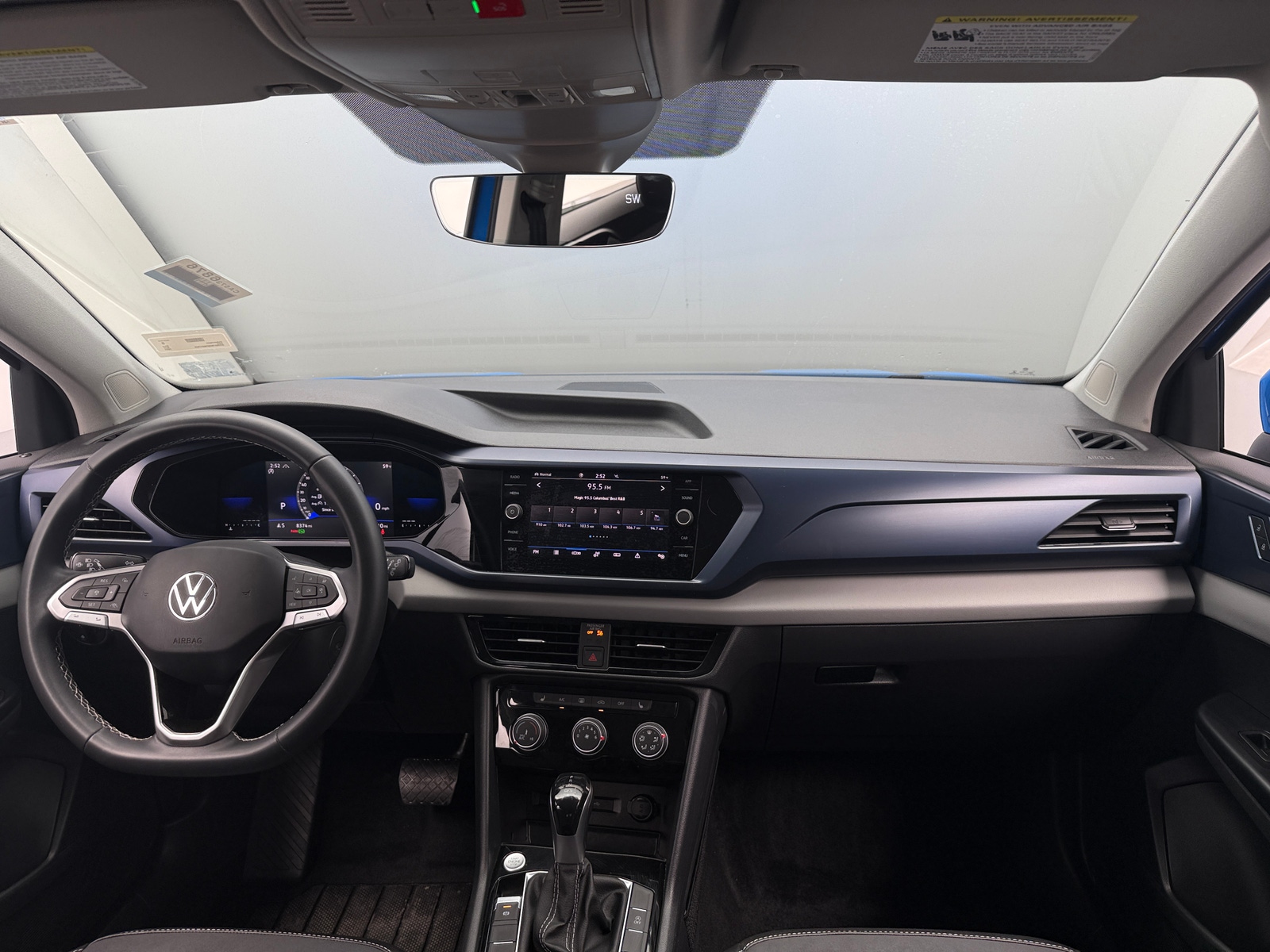 Thumbnail: 2023 Volkswagen Taos - 3