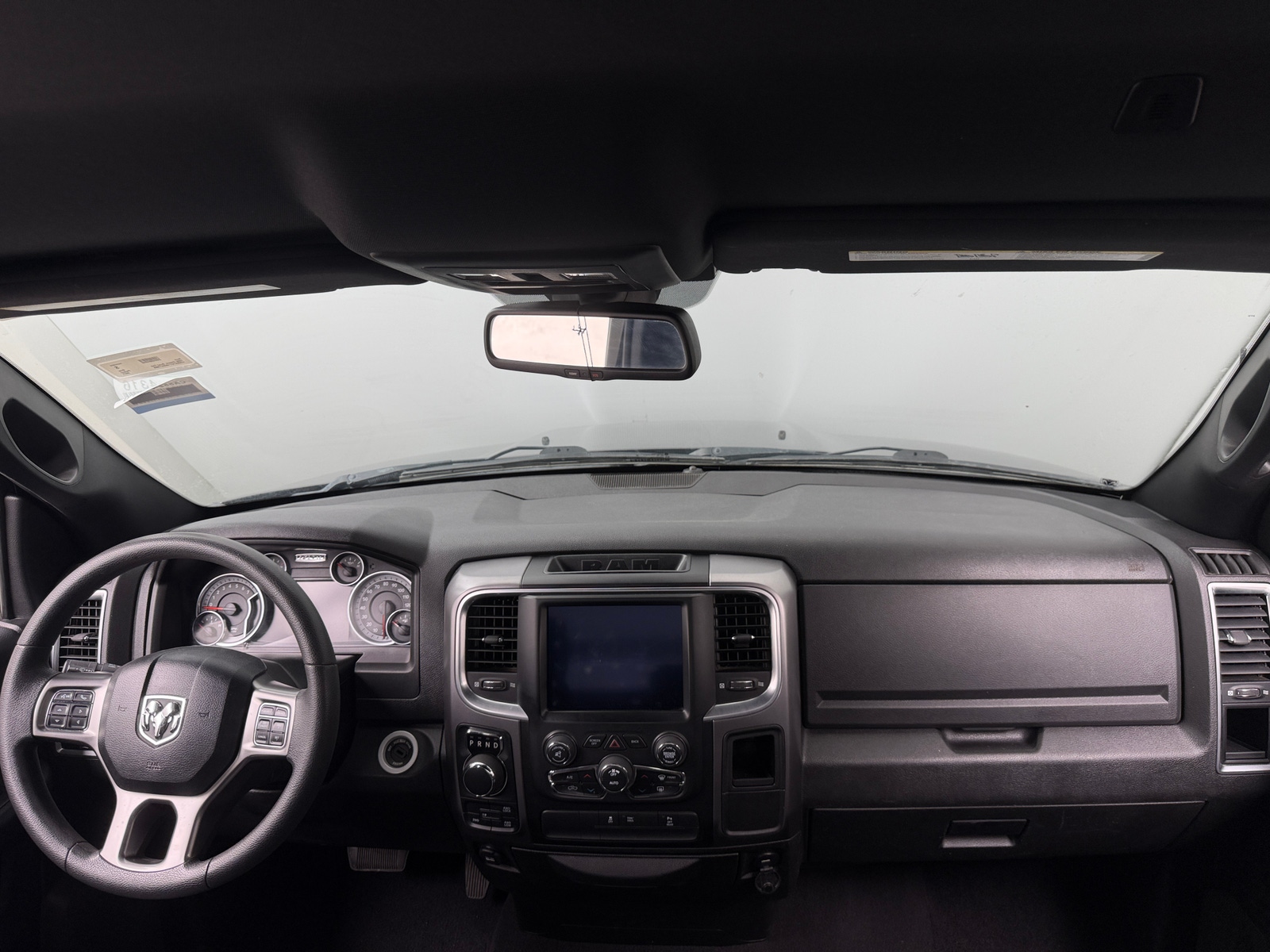 Thumbnail: 2021 RAM 1500 Classic - 3