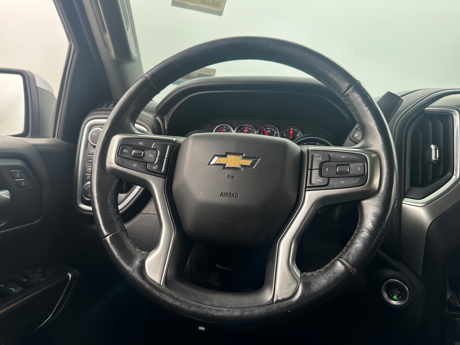 Thumbnail: 2019 Chevrolet Silverado 1500 - 5