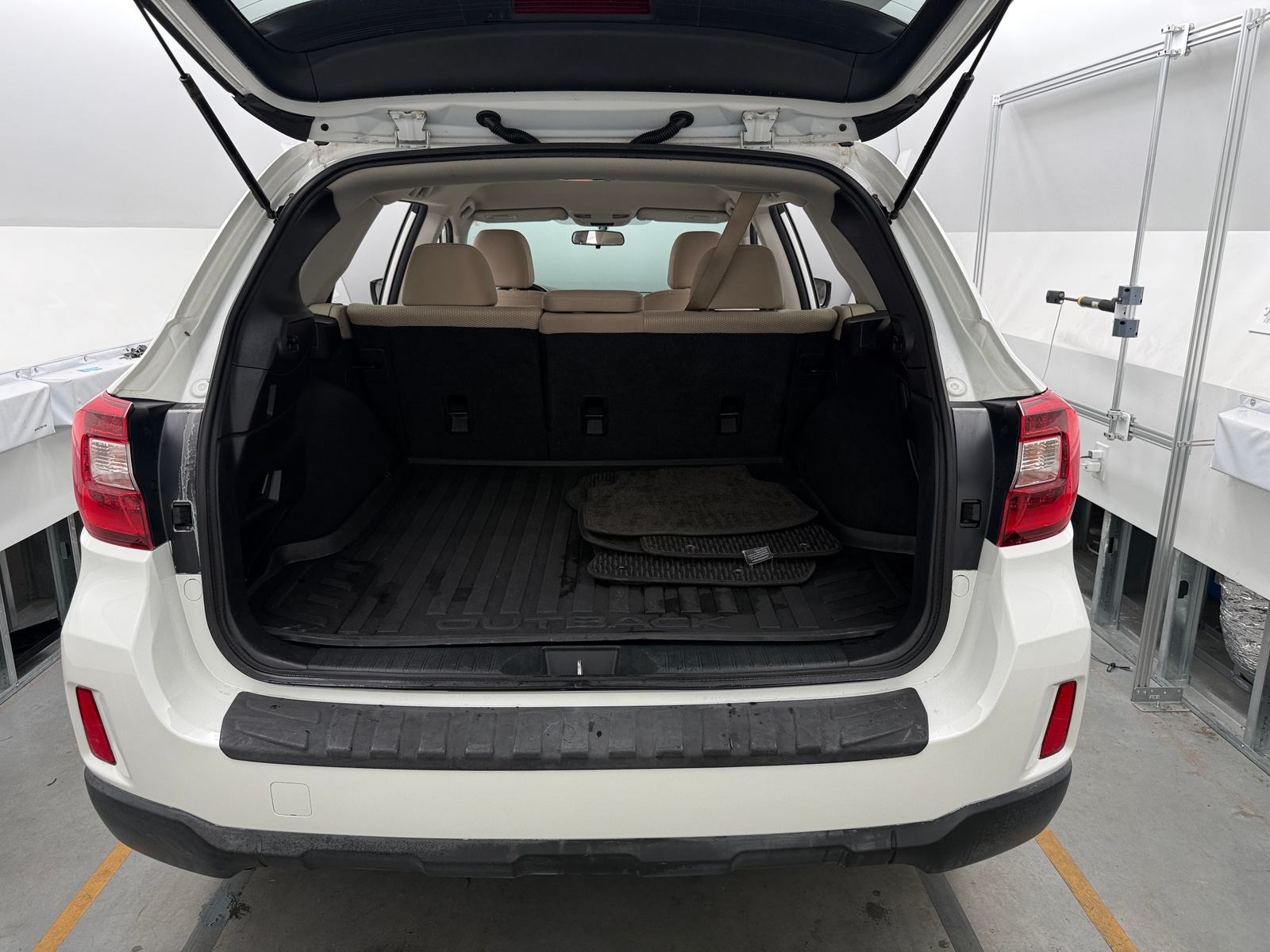 Thumbnail: 2015 Subaru Outback - 7