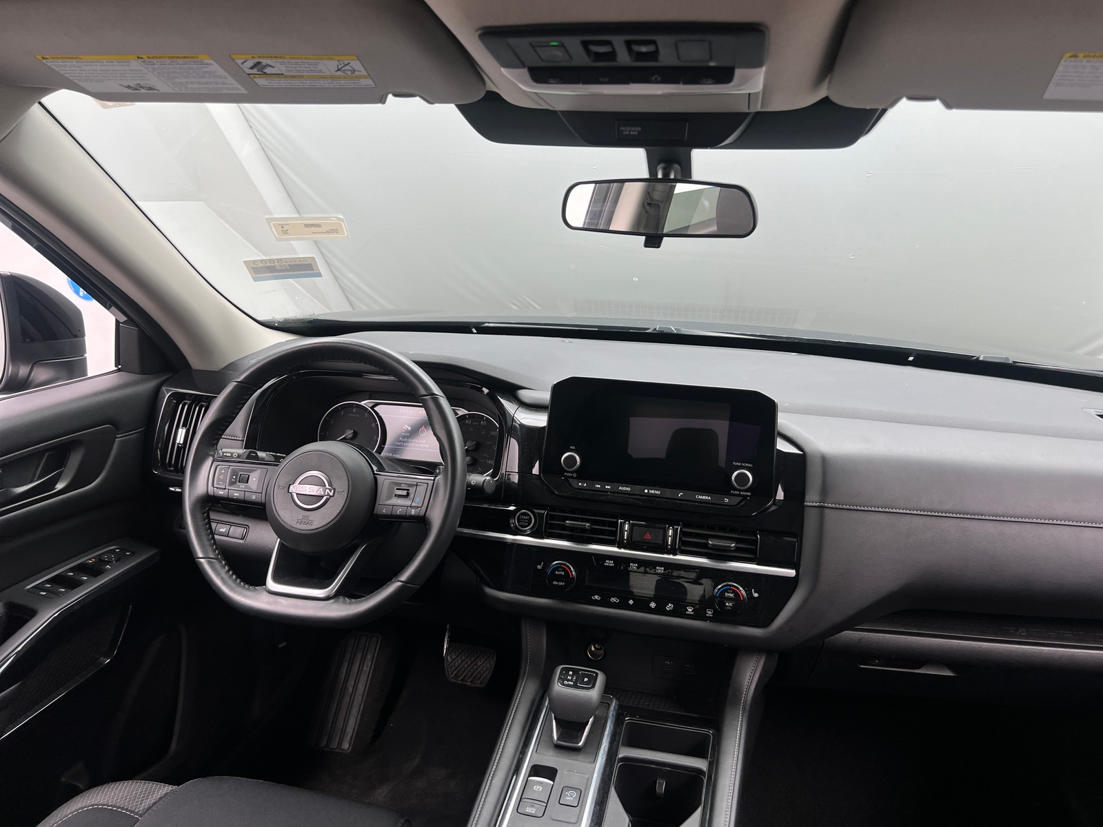 Thumbnail: 2023 Nissan Pathfinder - 3
