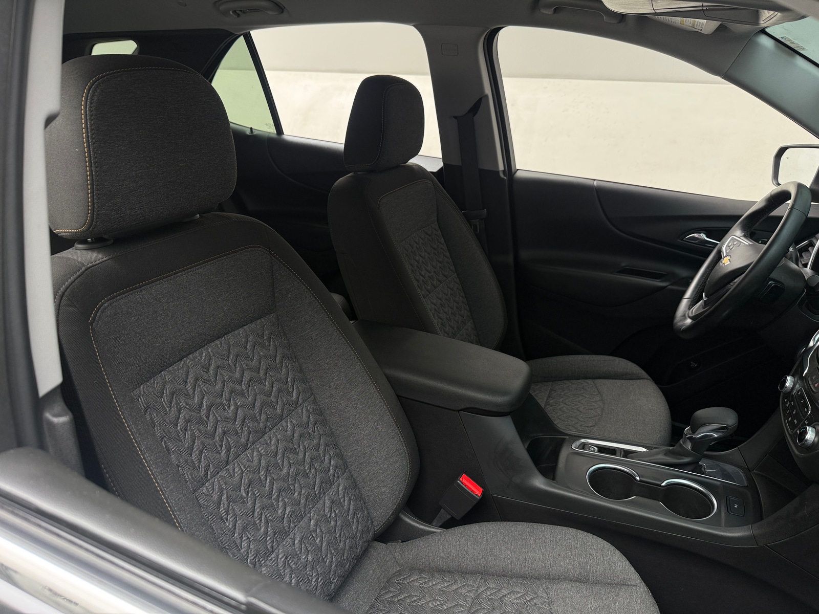 Thumbnail: 2023 Chevrolet Equinox - 2