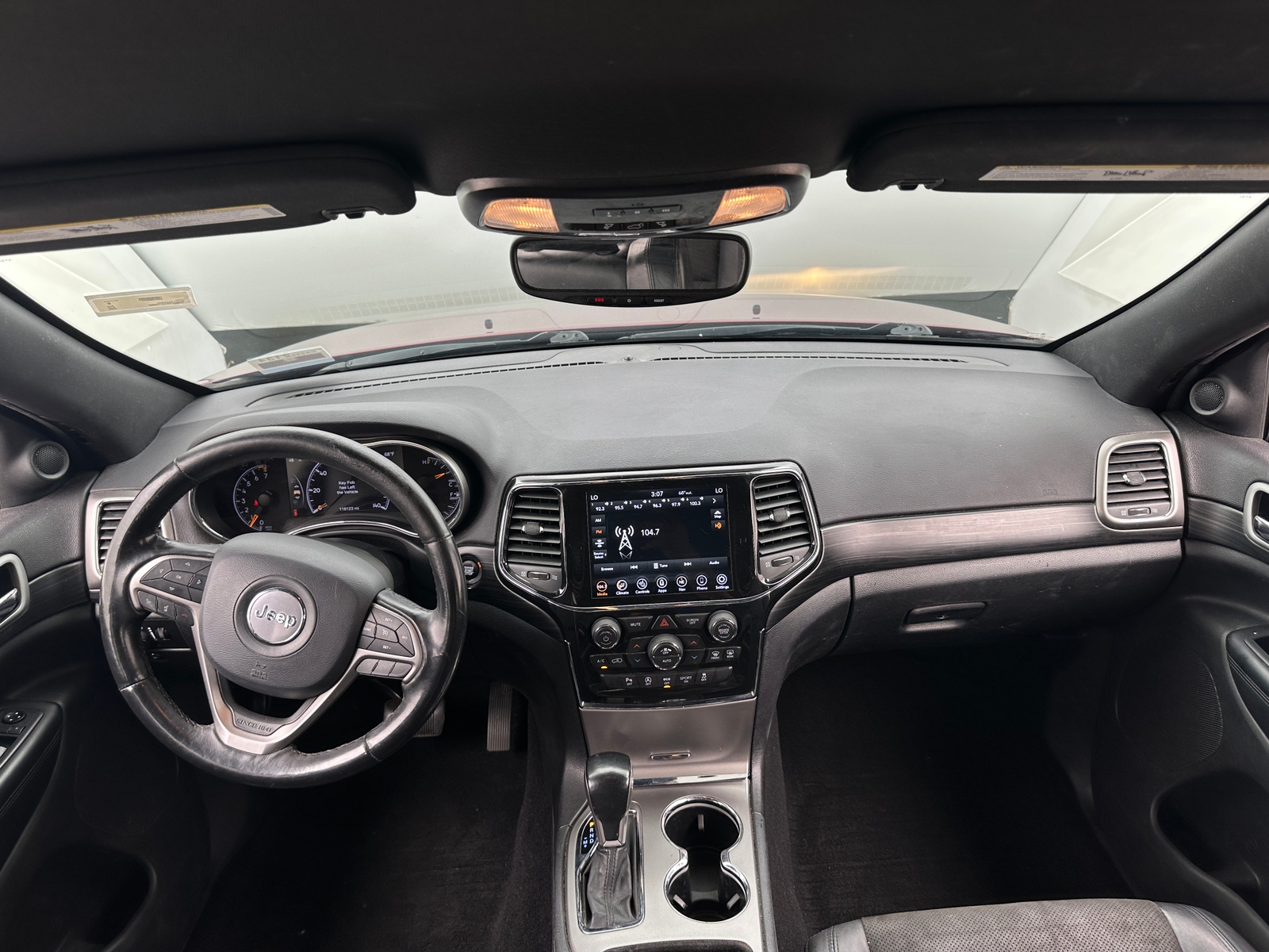 Thumbnail: 2020 Jeep Grand Cherokee - 3