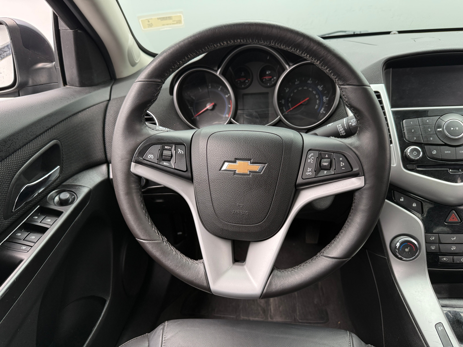 Thumbnail: 2014 Chevrolet Cruze - 4