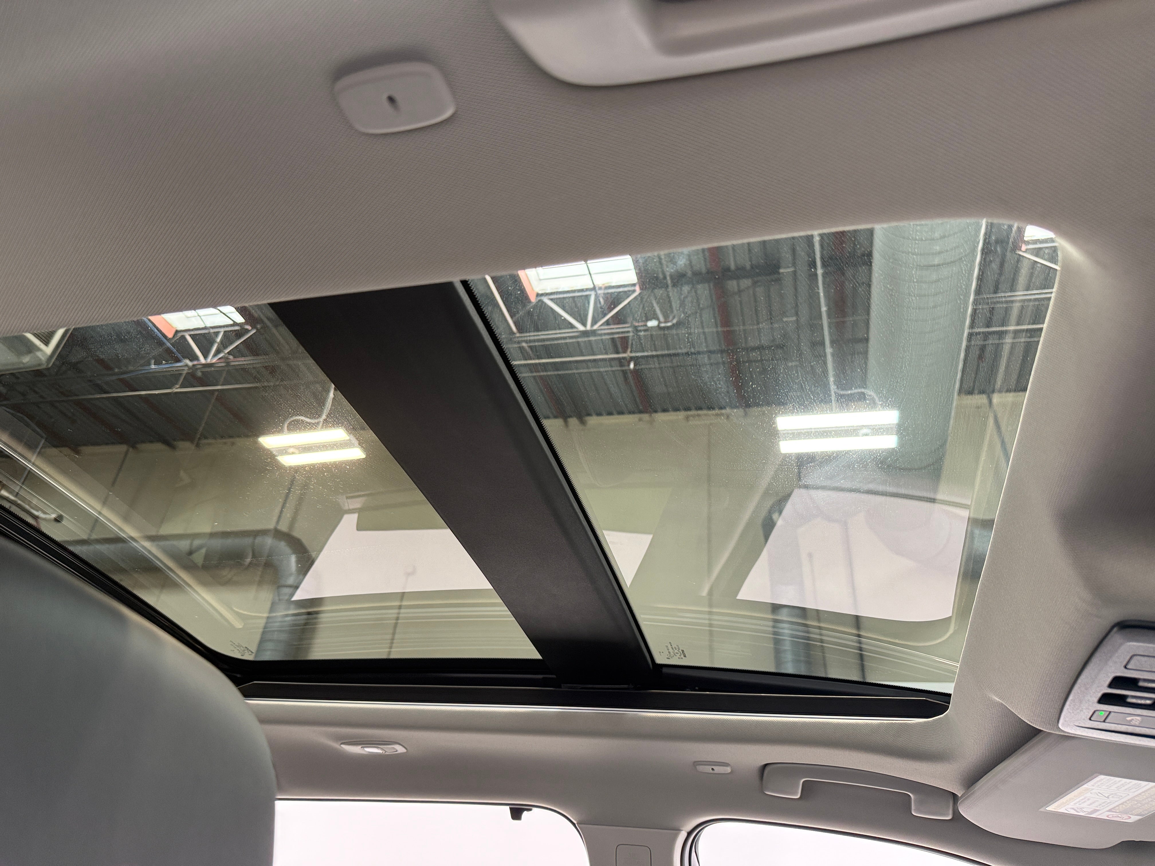 2026 Nissan Rogue Platinum - Photo 4
