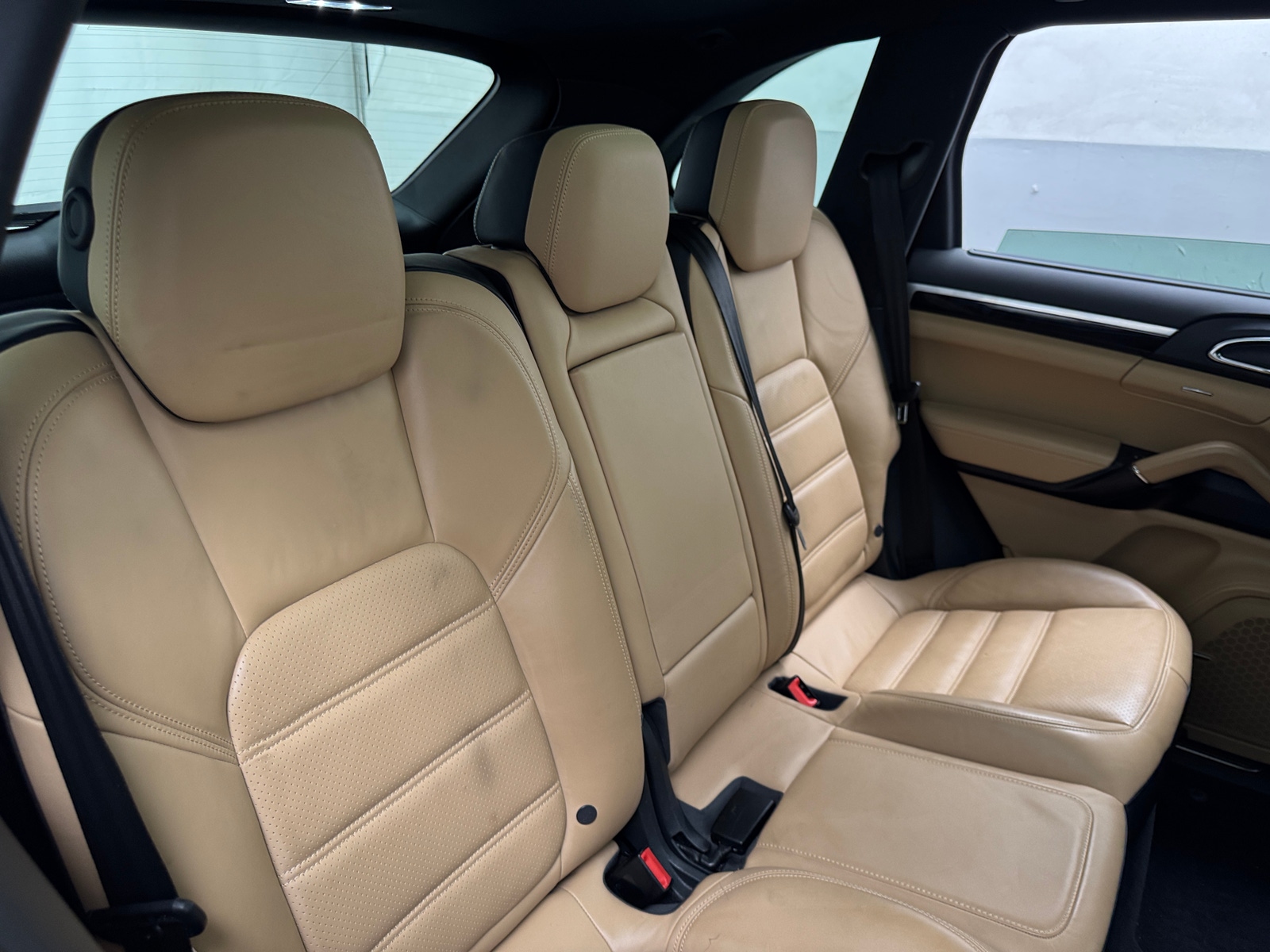 Thumbnail: 2016 Porsche Cayenne - 5
