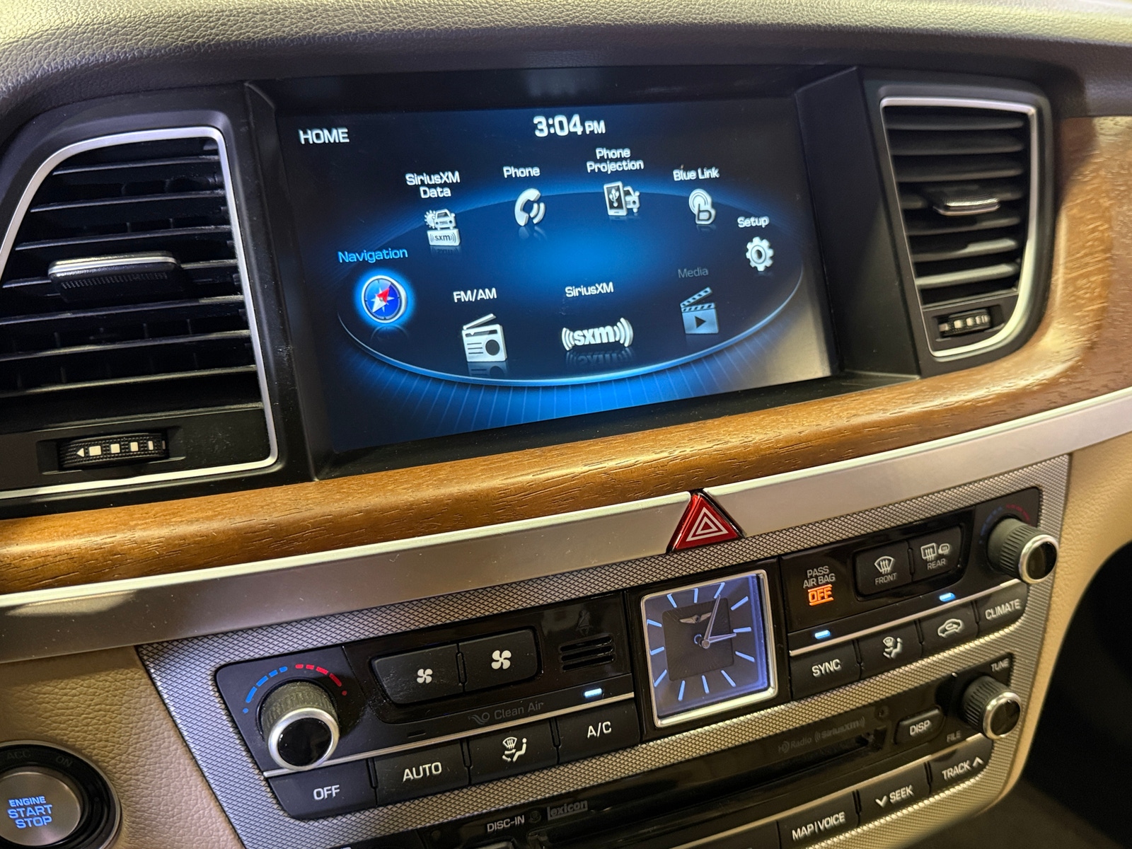 Thumbnail: 2018 Genesis G80 - 3
