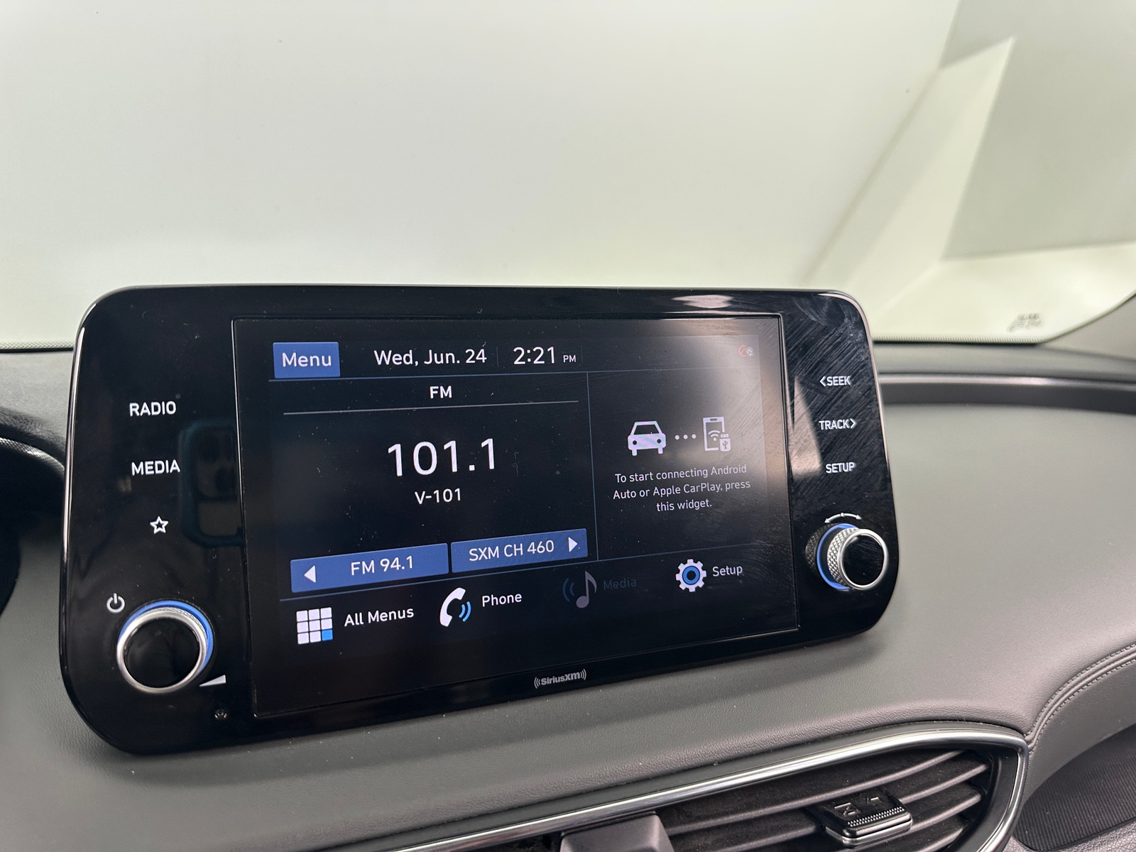 Thumbnail: 2022 Hyundai Santa Fe - 4