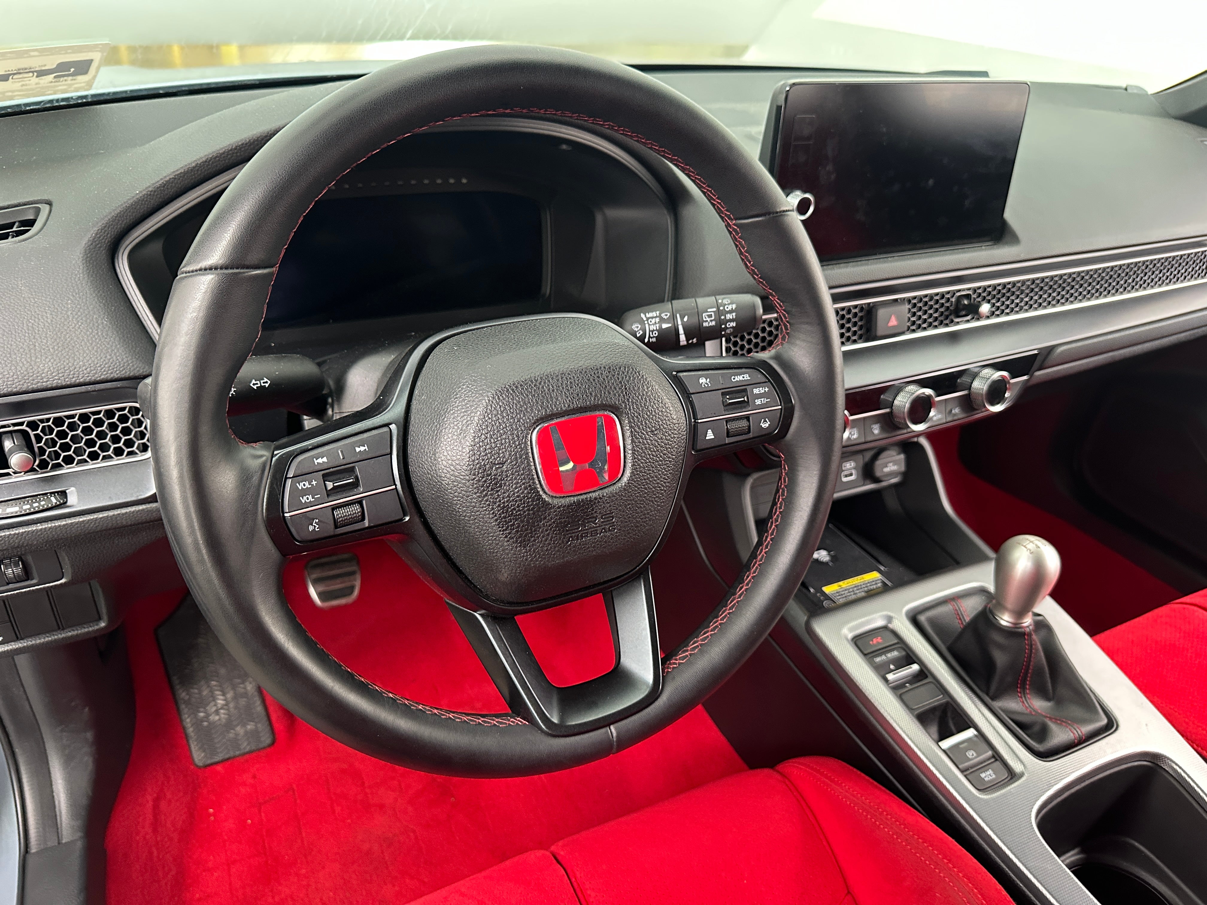 2025 Honda Civic Hatchback Type-R - Photo 8