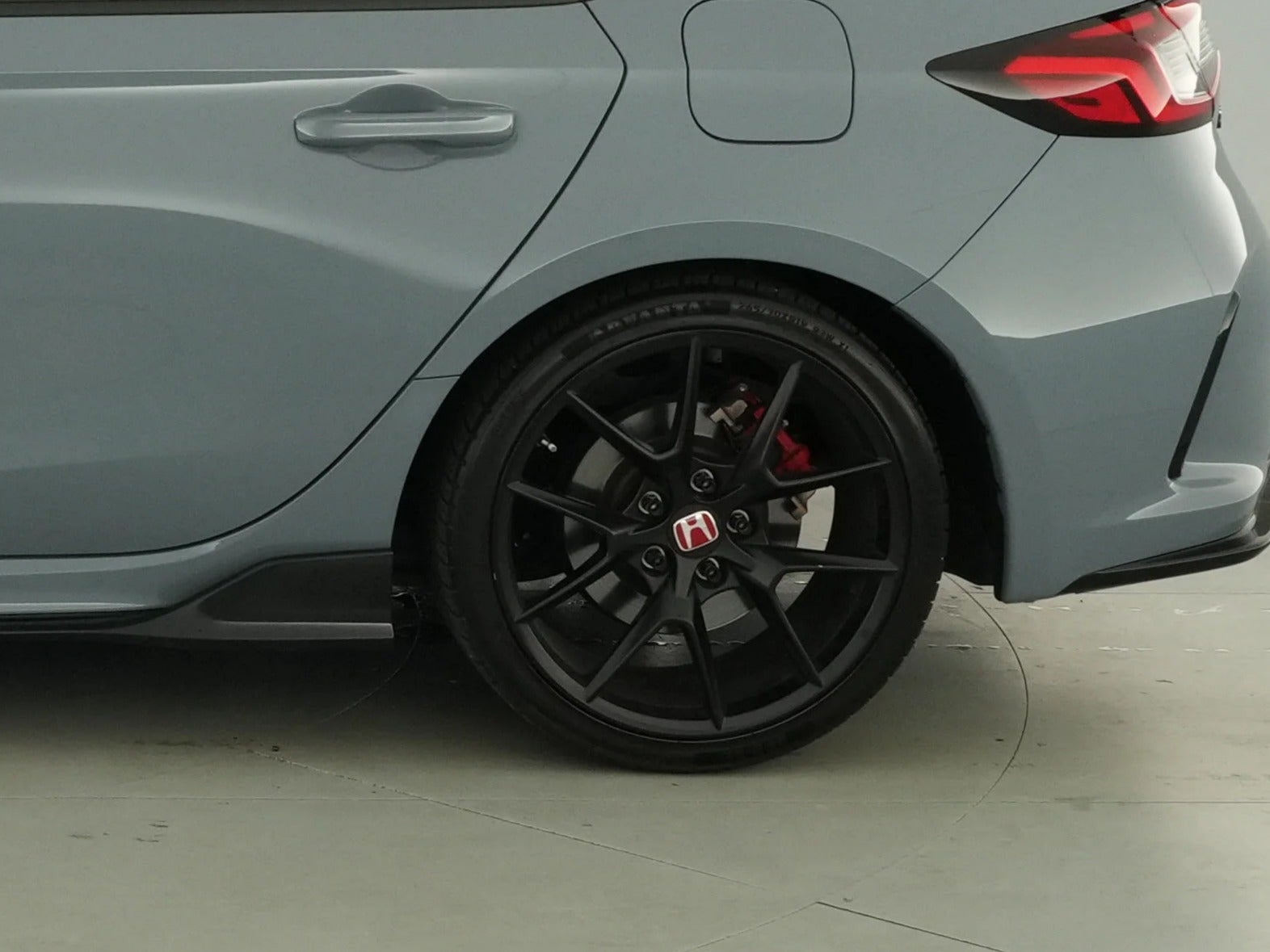 2025 Honda Civic Hatchback Type-R - Photo 17