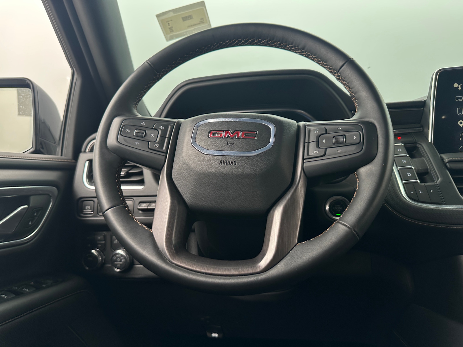 Thumbnail: 2024 GMC Yukon - 4