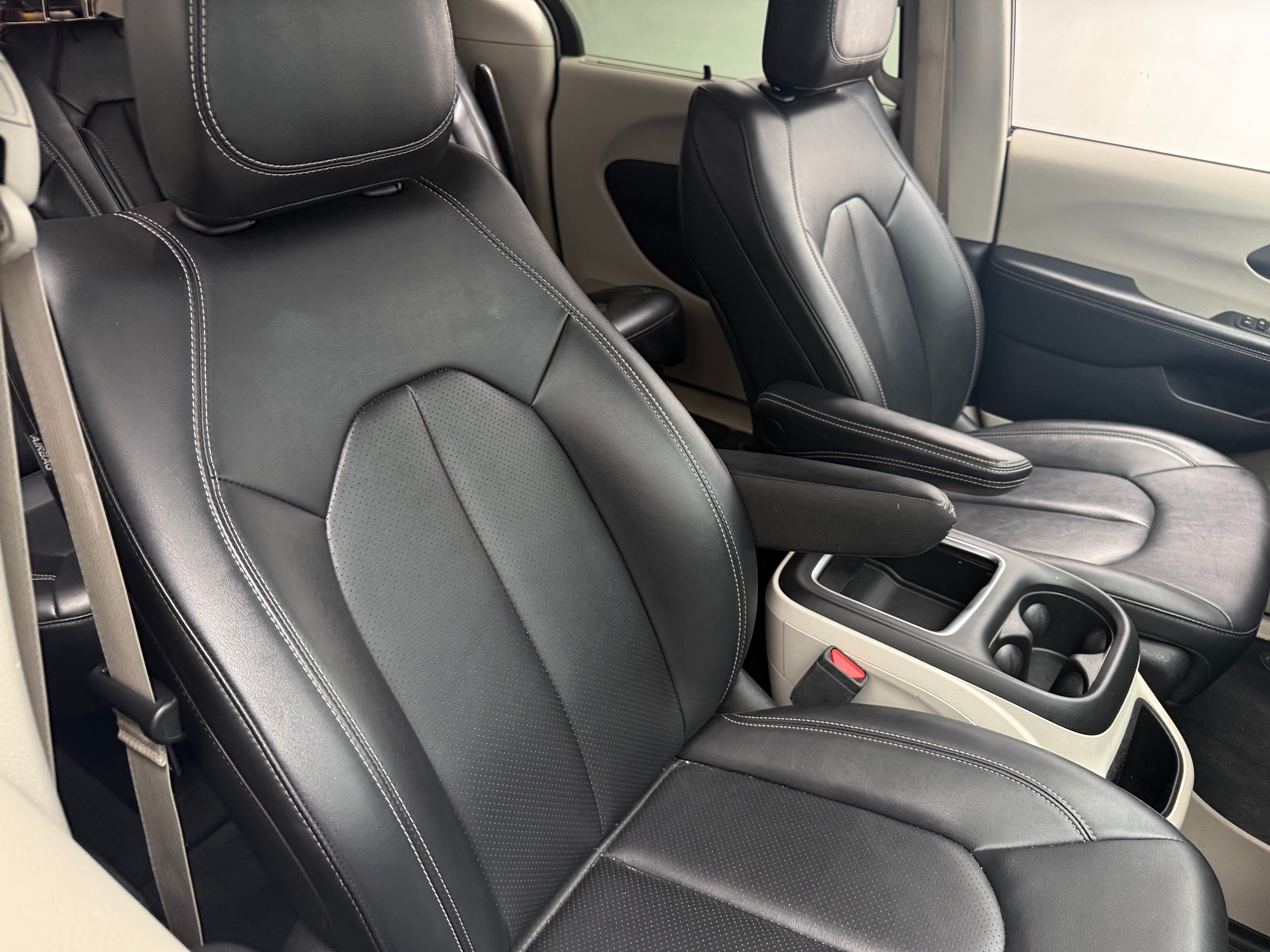 2024 Chrysler Pacifica