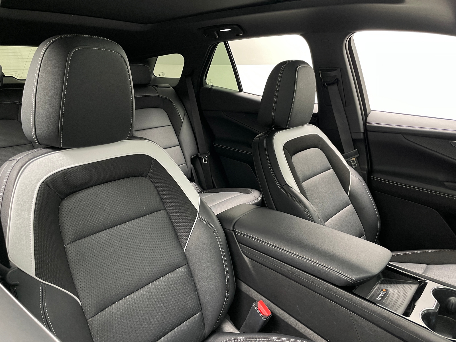 Thumbnail: 2024 Chevrolet Blazer EV - 2