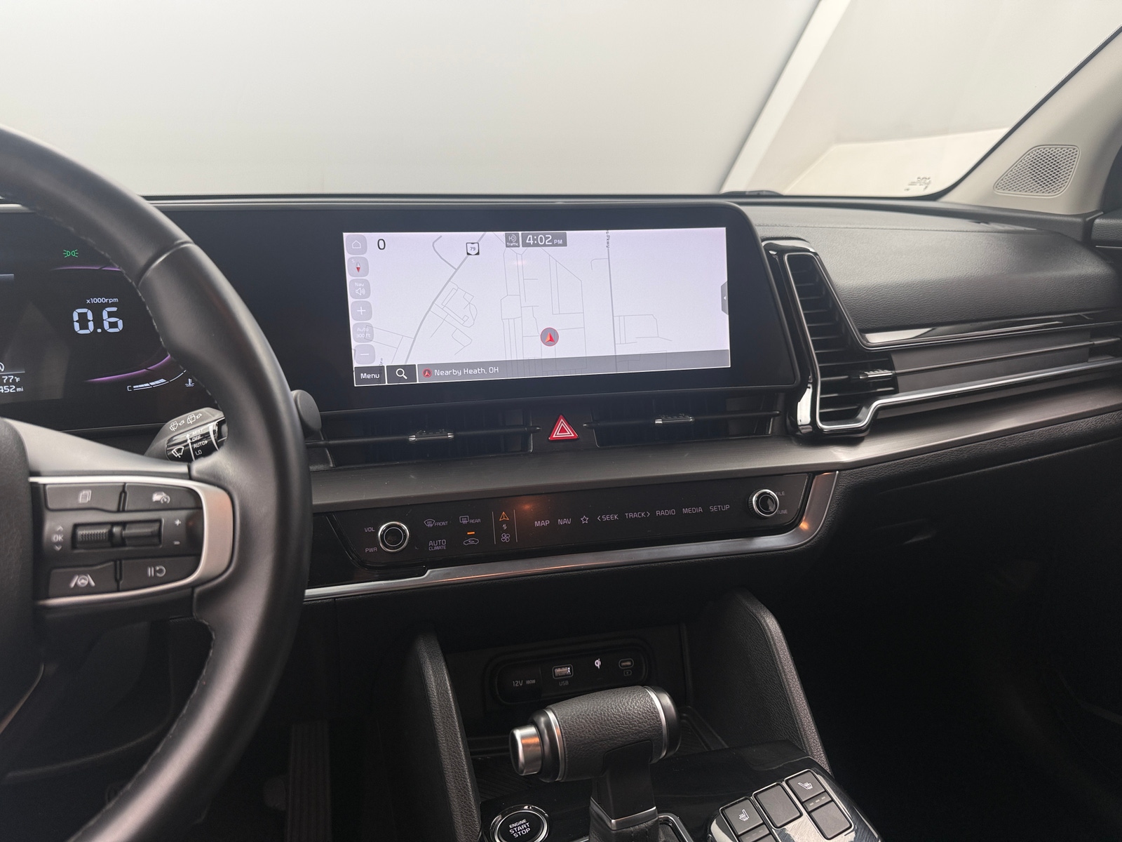 Thumbnail: 2023 Kia Sportage - 3