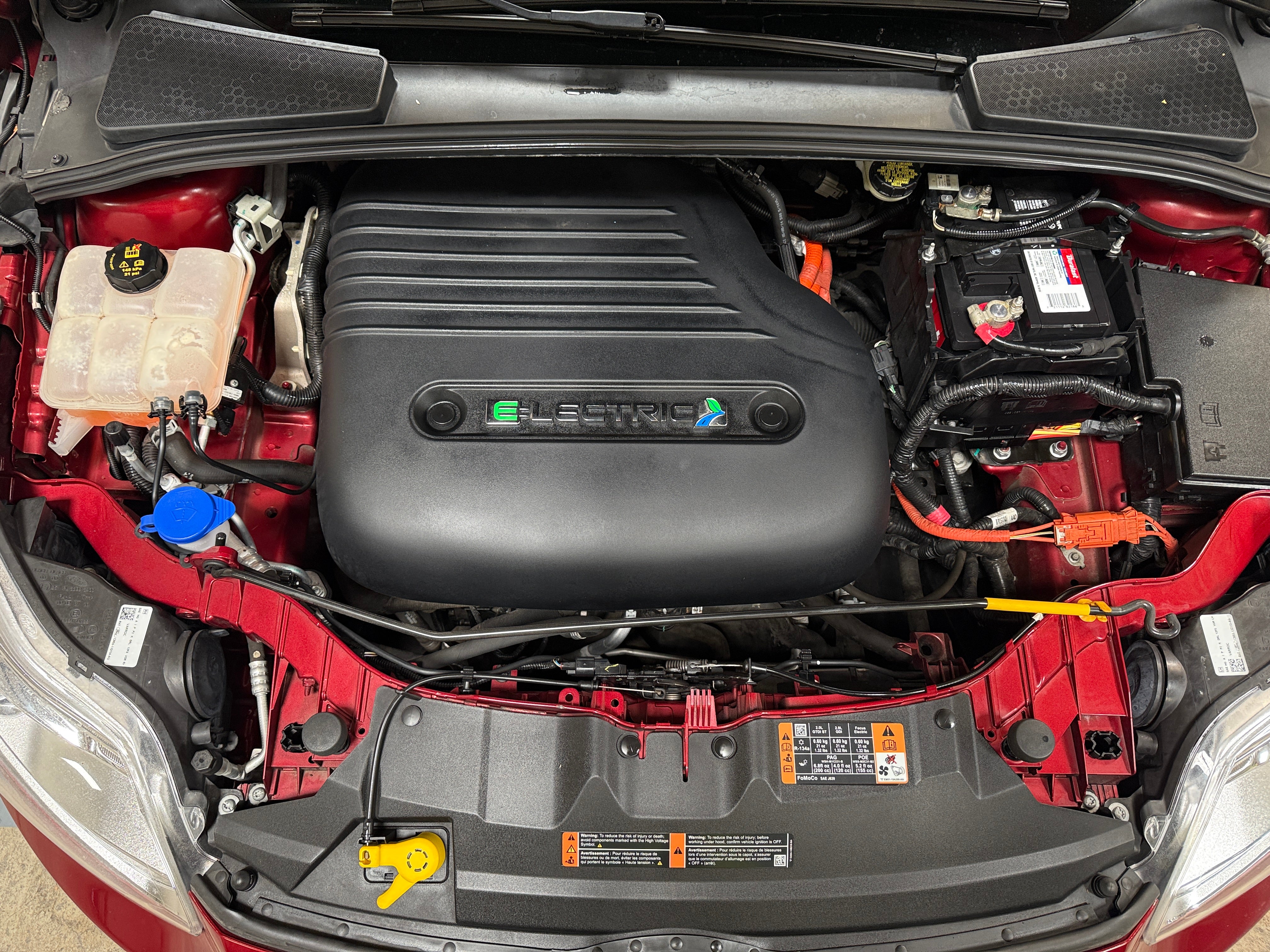 Used 2015 Ford Focus Electric with VIN 1FADP3R4XFL369661 for sale in Oak Creek, WI