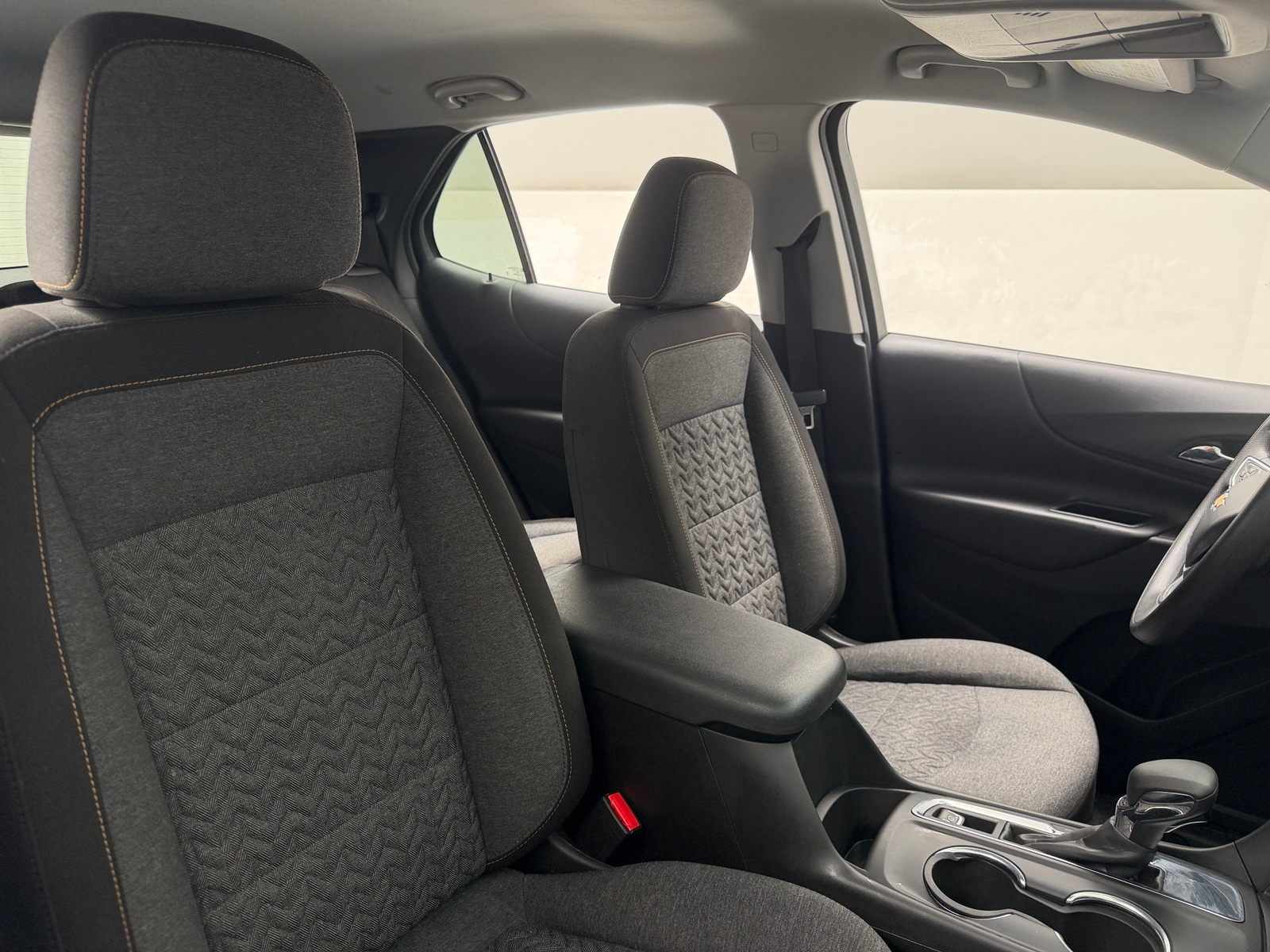 Thumbnail: 2022 Chevrolet Equinox - 2