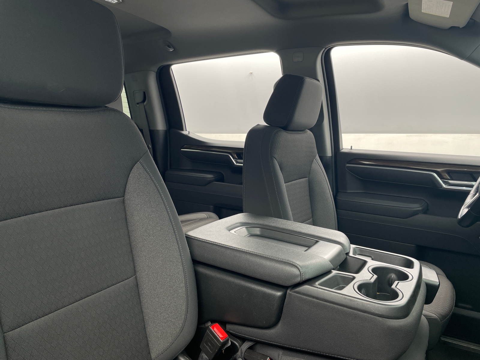 Thumbnail: 2025 Chevrolet Silverado 1500 - 2