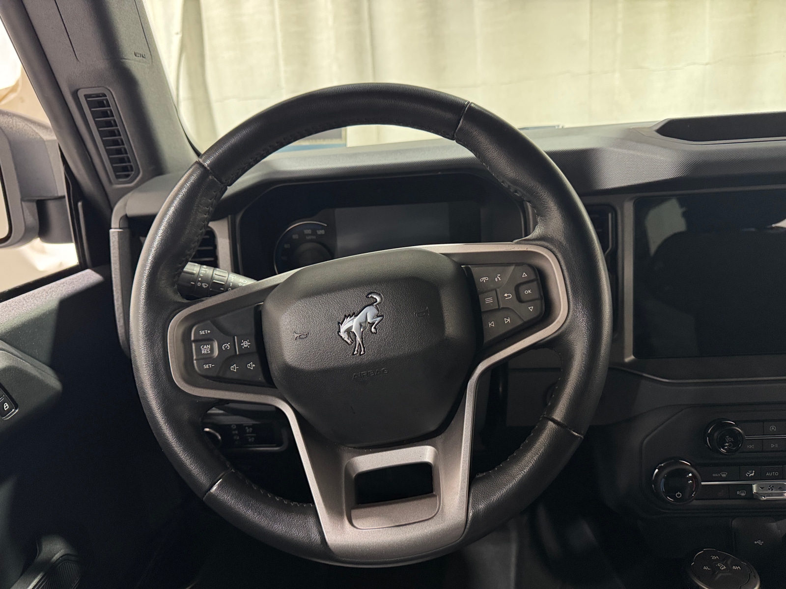 Thumbnail: 2024 Ford Bronco - 4