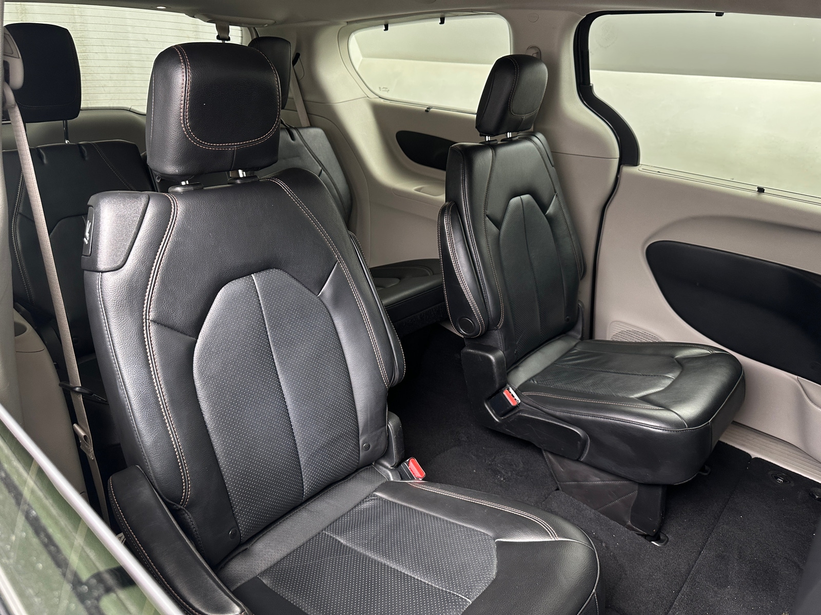 Thumbnail: 2020 Chrysler Pacifica - 5