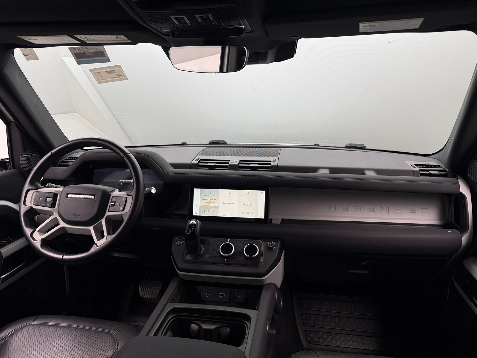 Thumbnail: 2023 Land Rover Defender - 2