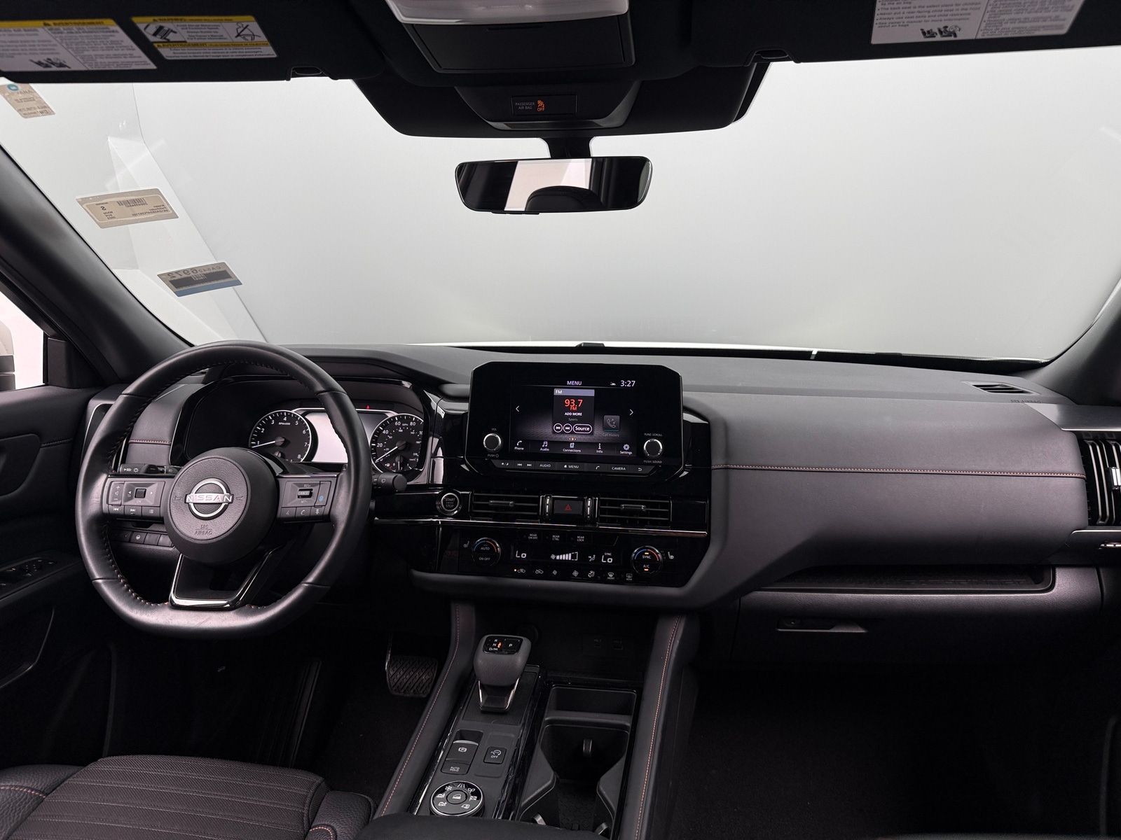 Thumbnail: 2023 Nissan Pathfinder - 2